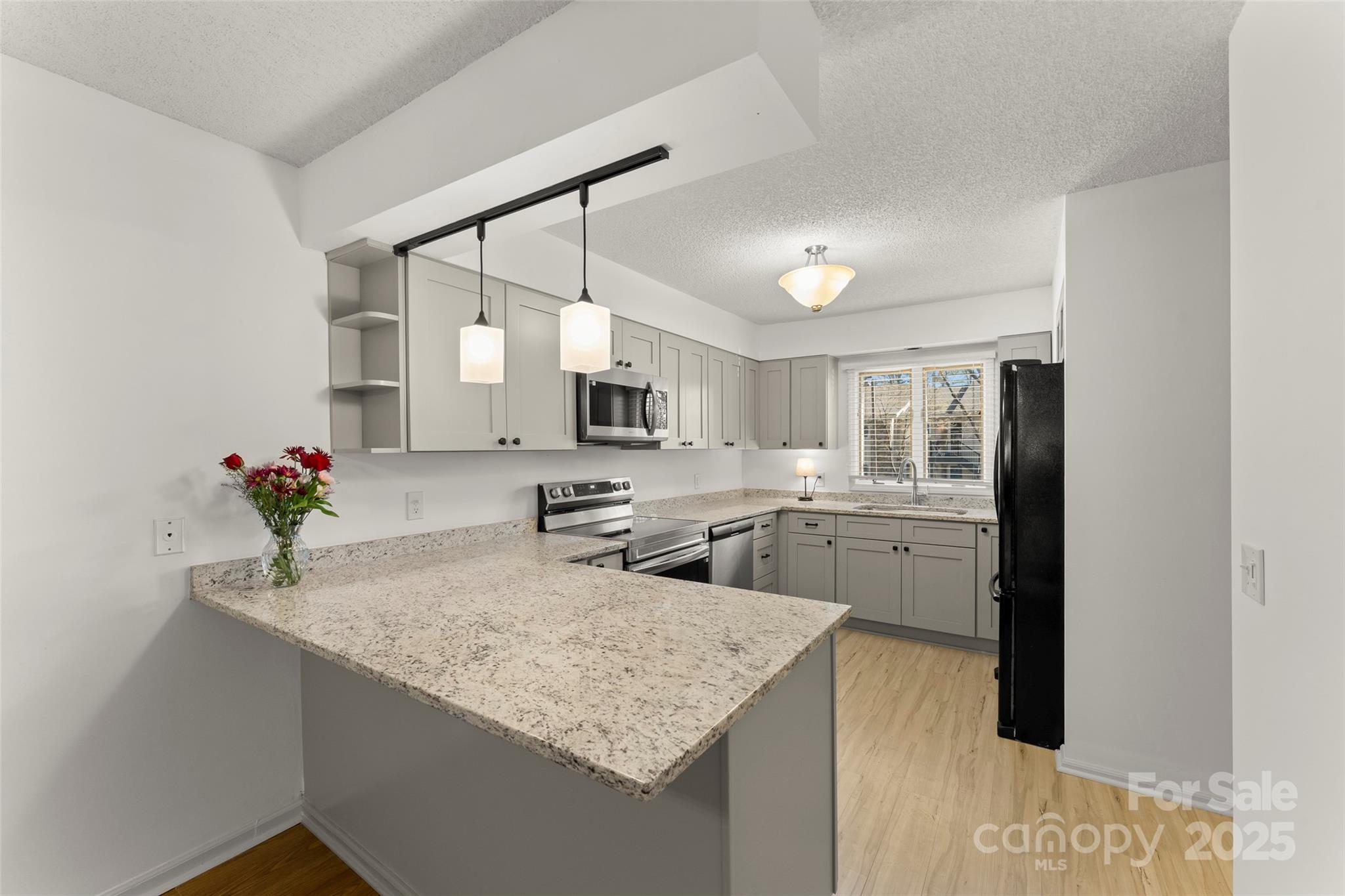 630 Britton Creek Drive Property Photo 7