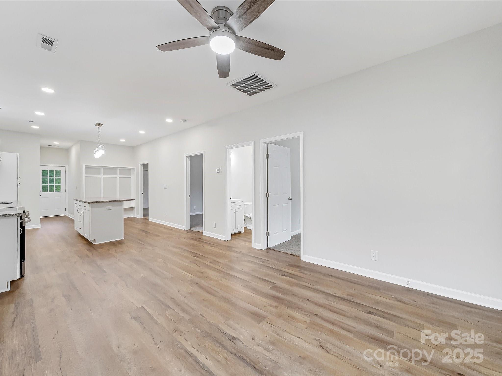 1067 Old Charlotte Road Property Photo 6