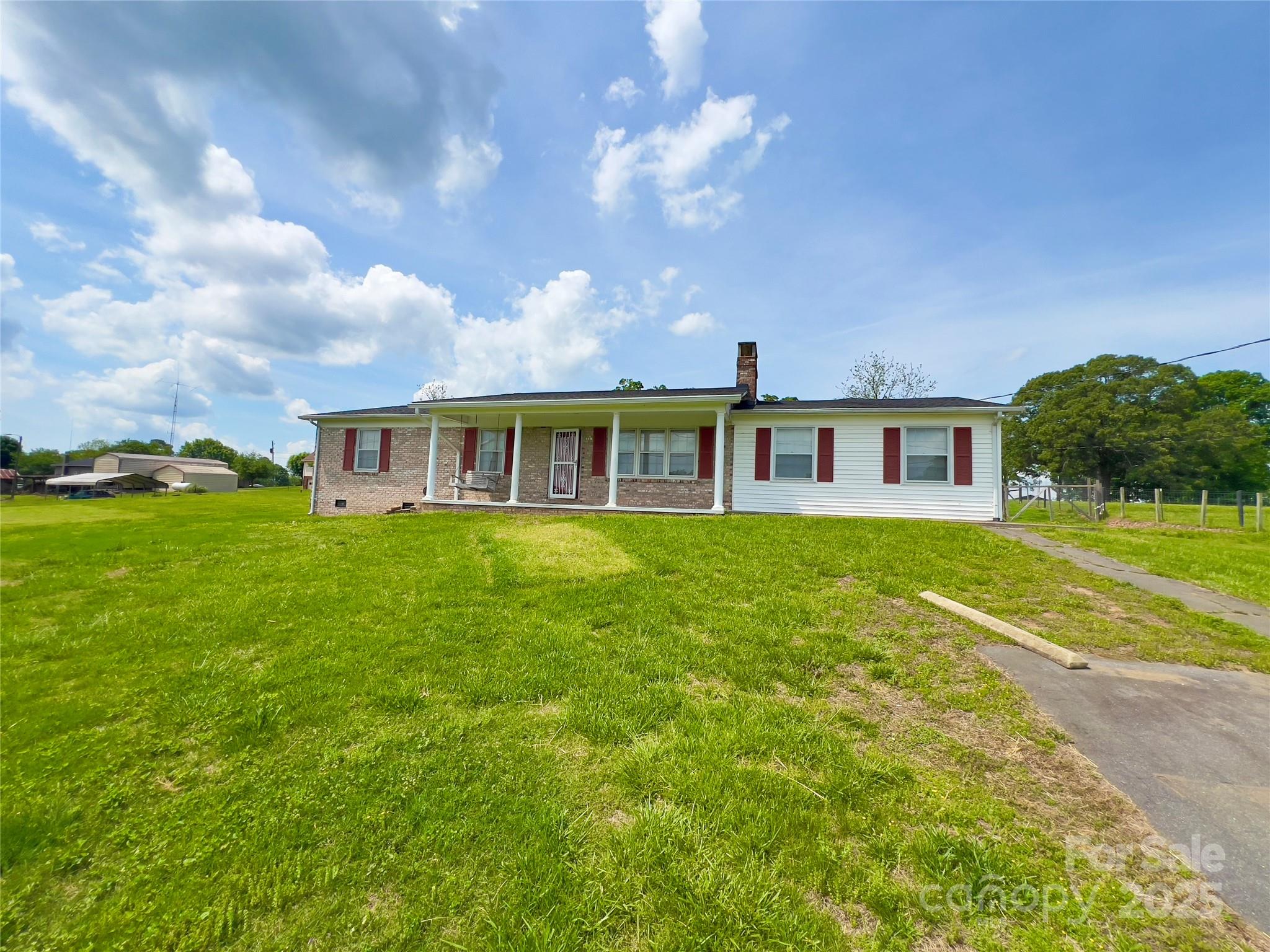 2025 Baton School Road Property Photo 1
