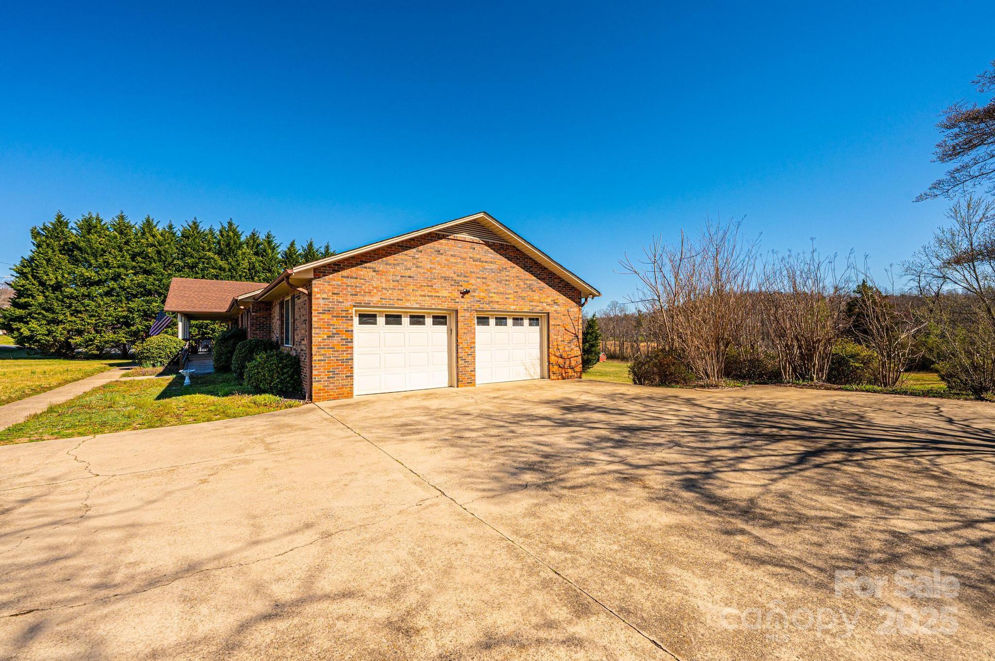 1221 Connelly Springs Road Property Photo 9
