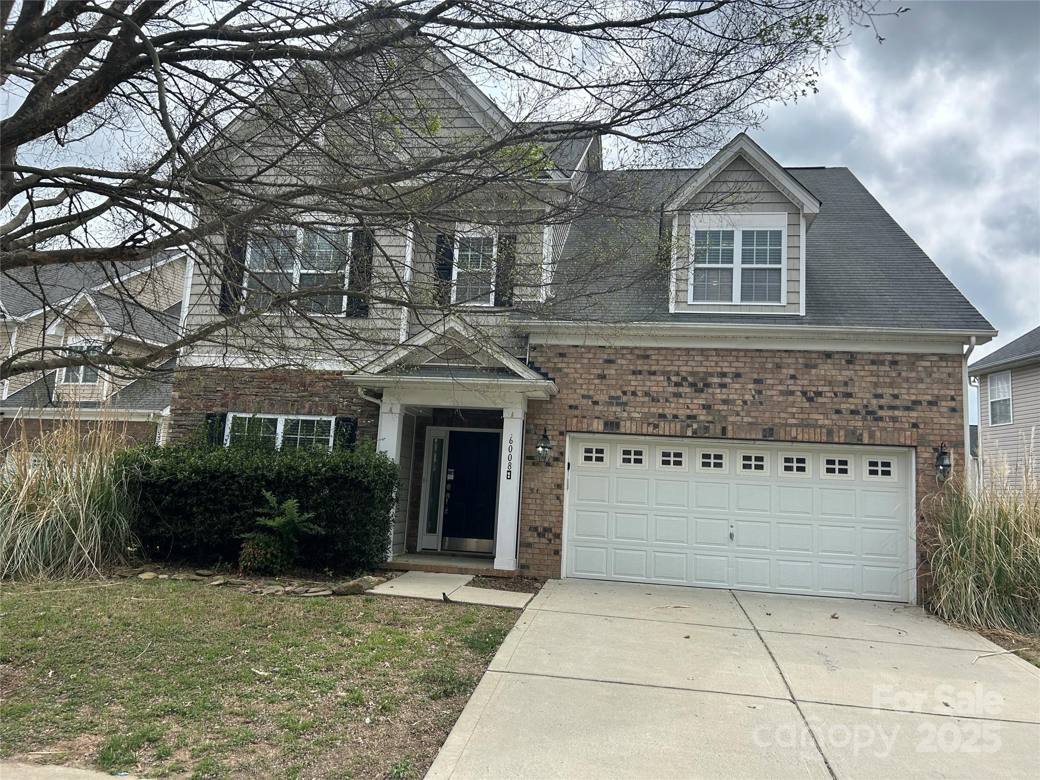 6008 Grassy Knoll Circle Property Photo