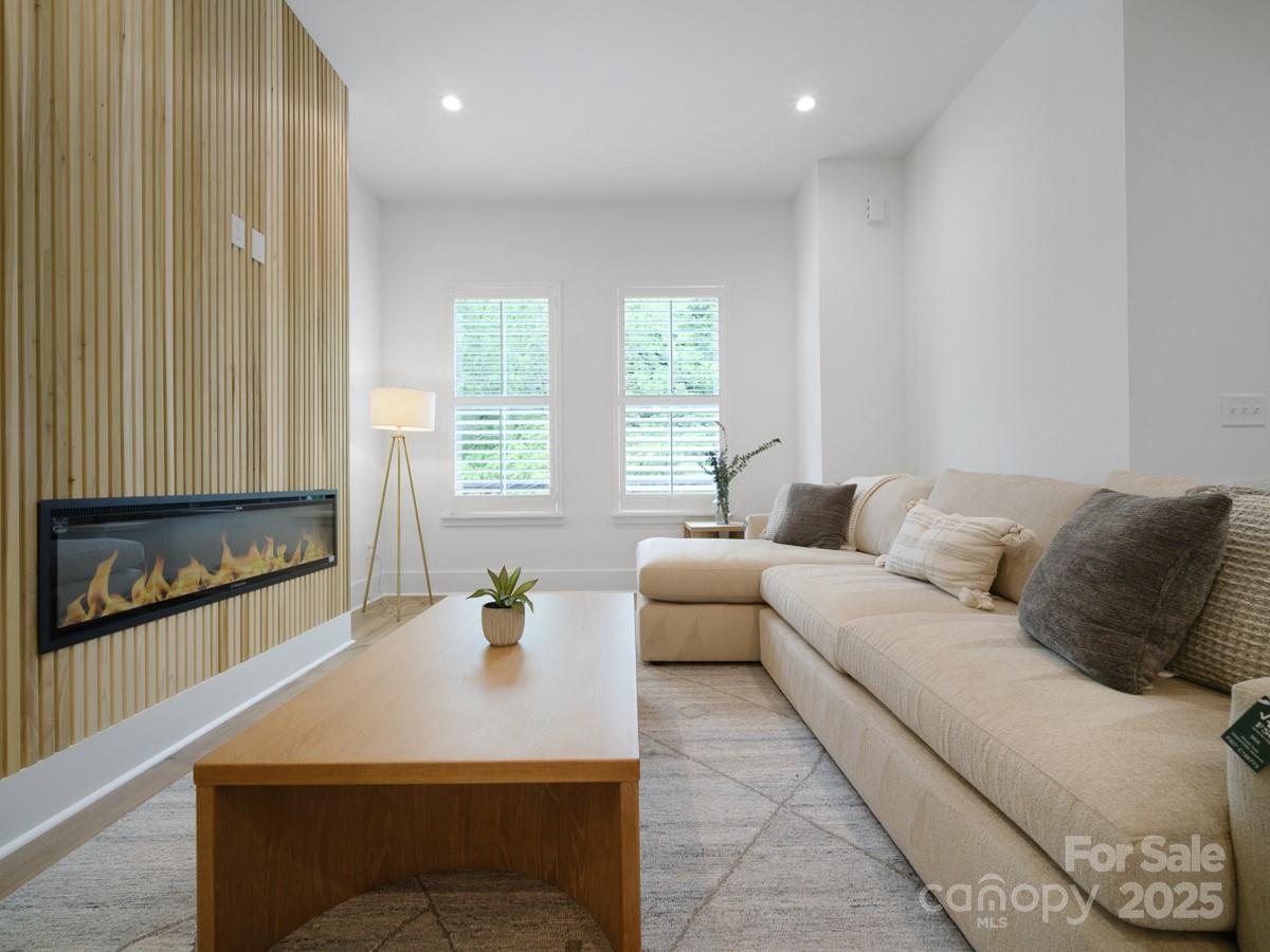 2516 Park Rose Lane 15 Property Photo 20