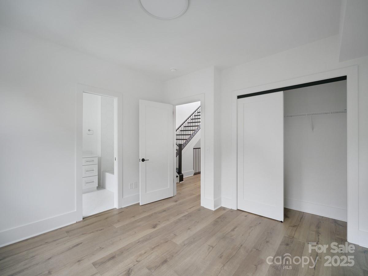 2516 Park Rose Lane 15 Property Photo 30