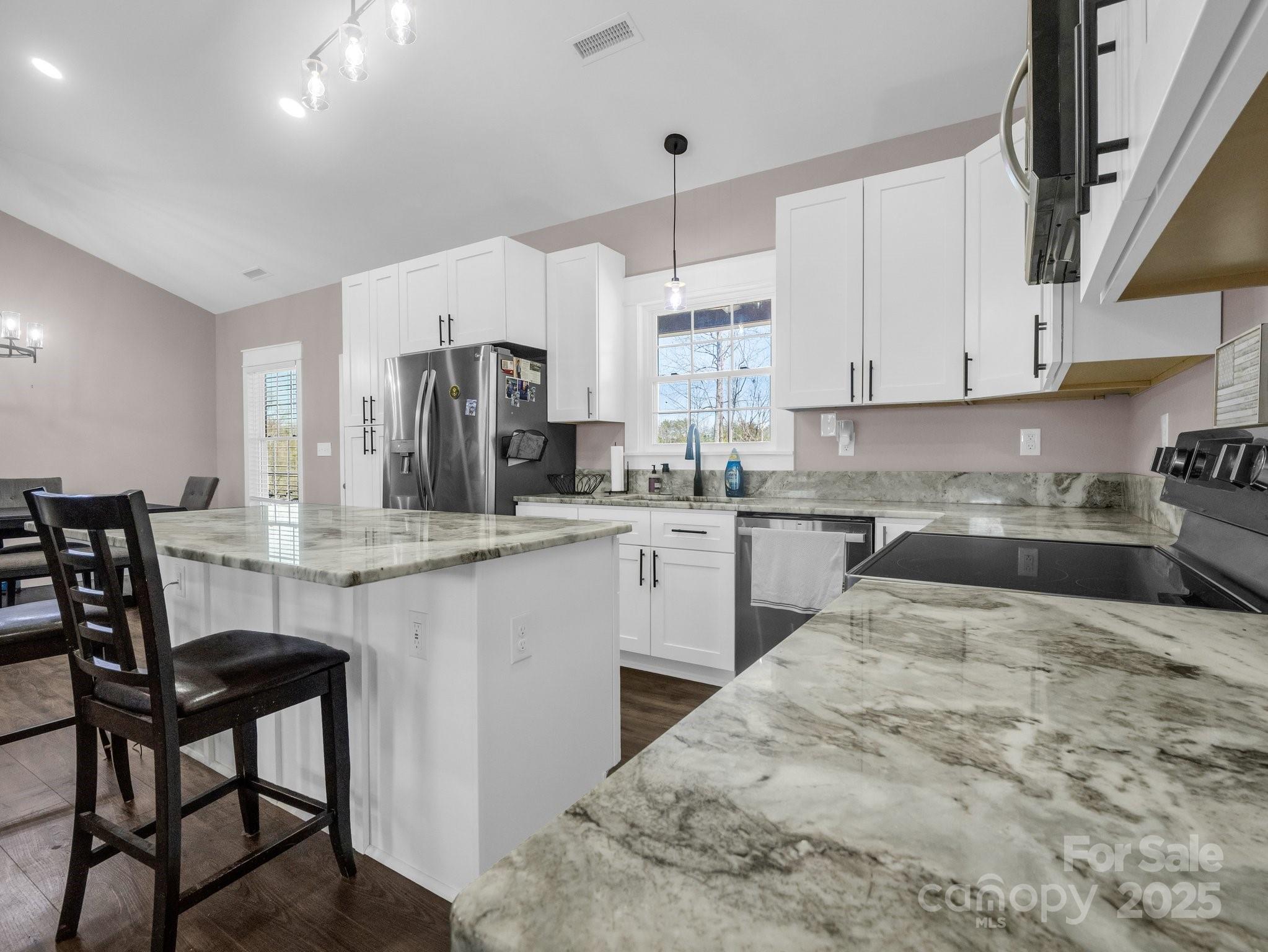 1842 Baber Road Property Photo 4