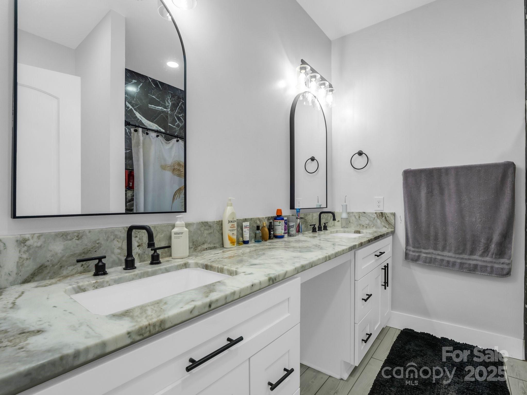 1842 Baber Road Property Photo 9