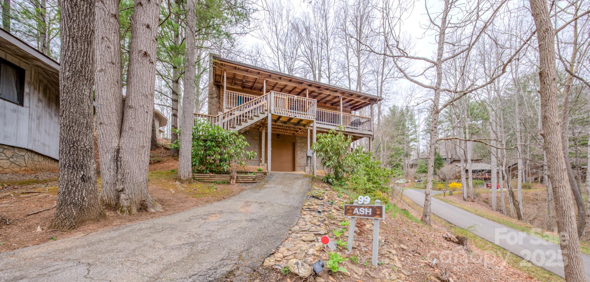 99 Country Cottage Lane Property Photo