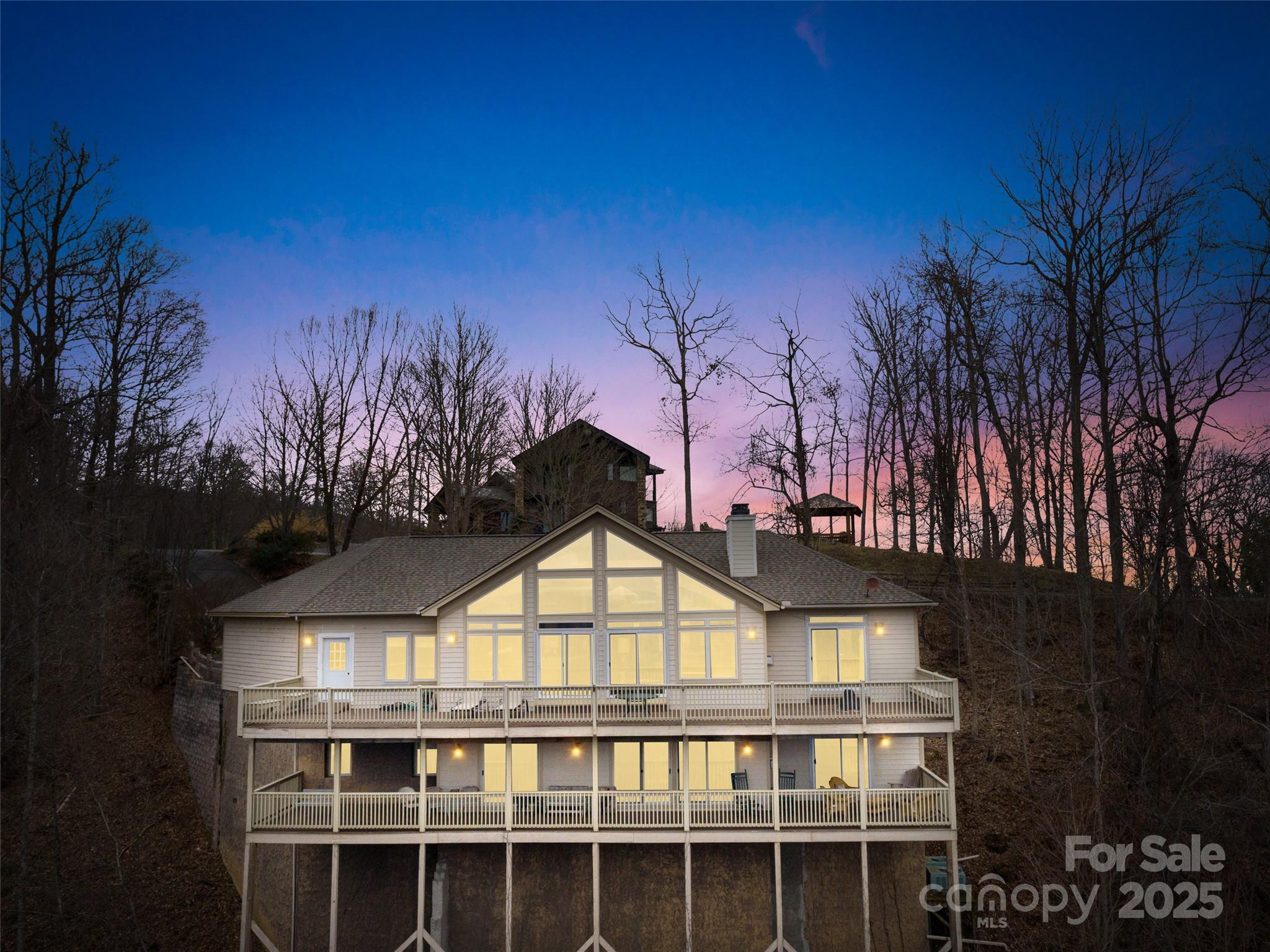 2980 Mountain Air Drive Property Photo
