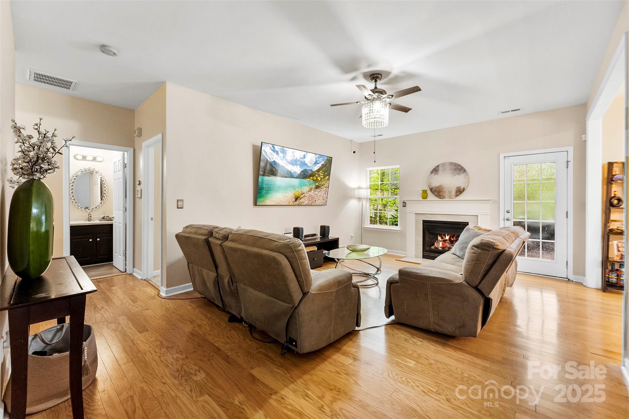 8619 Delamere Lane Property Photo 12