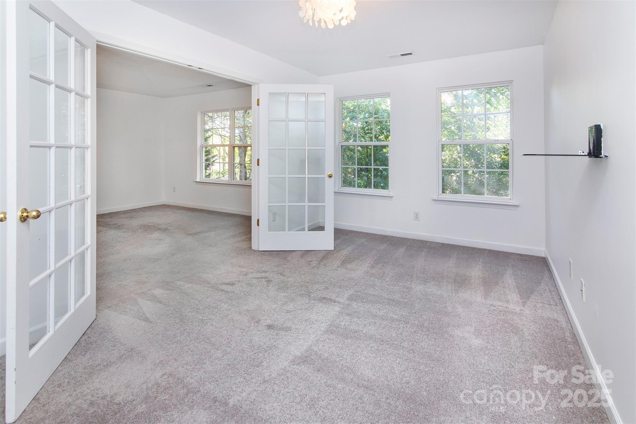 8619 Delamere Lane Property Photo 22