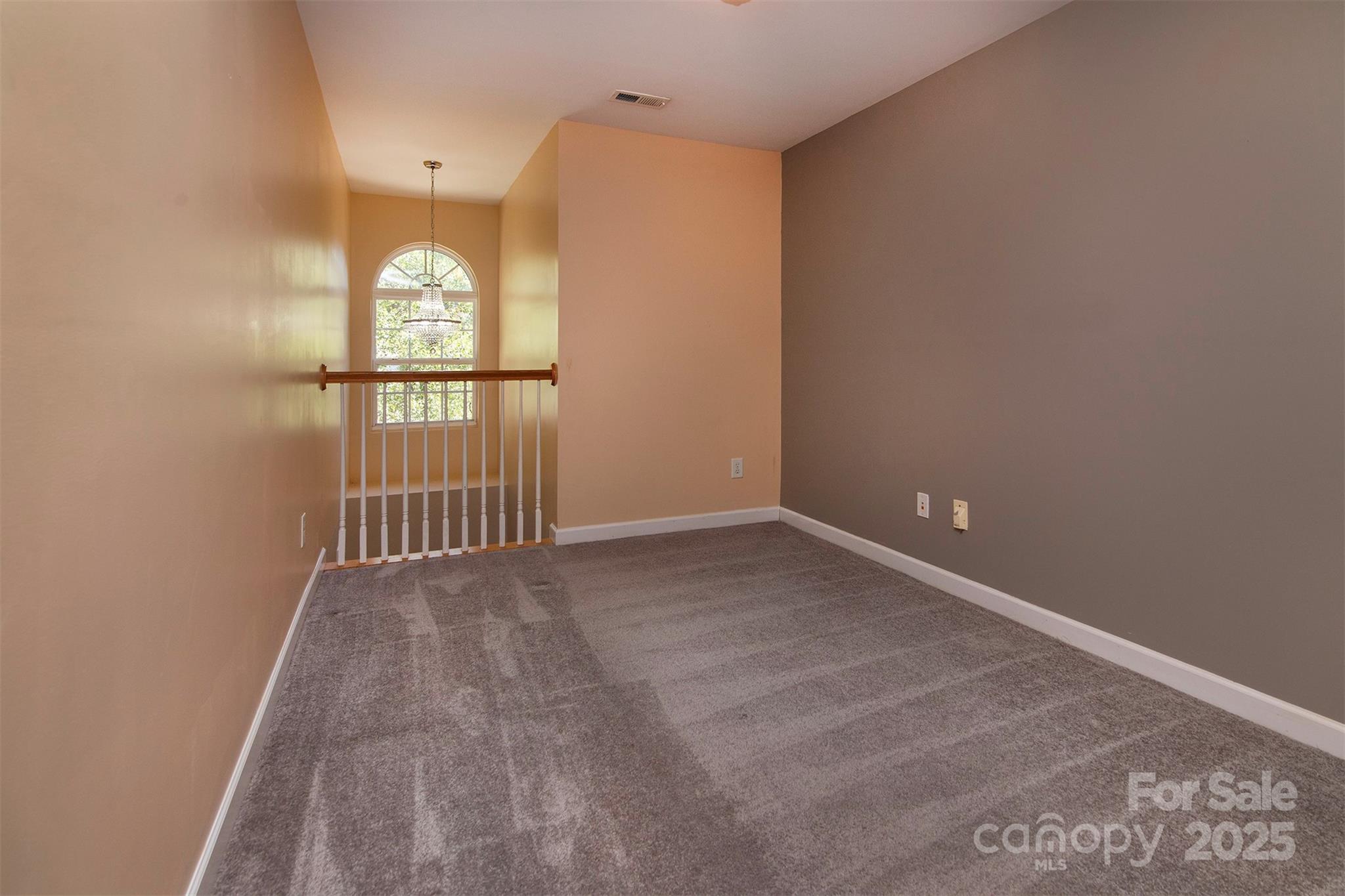 8619 Delamere Lane Property Photo 26