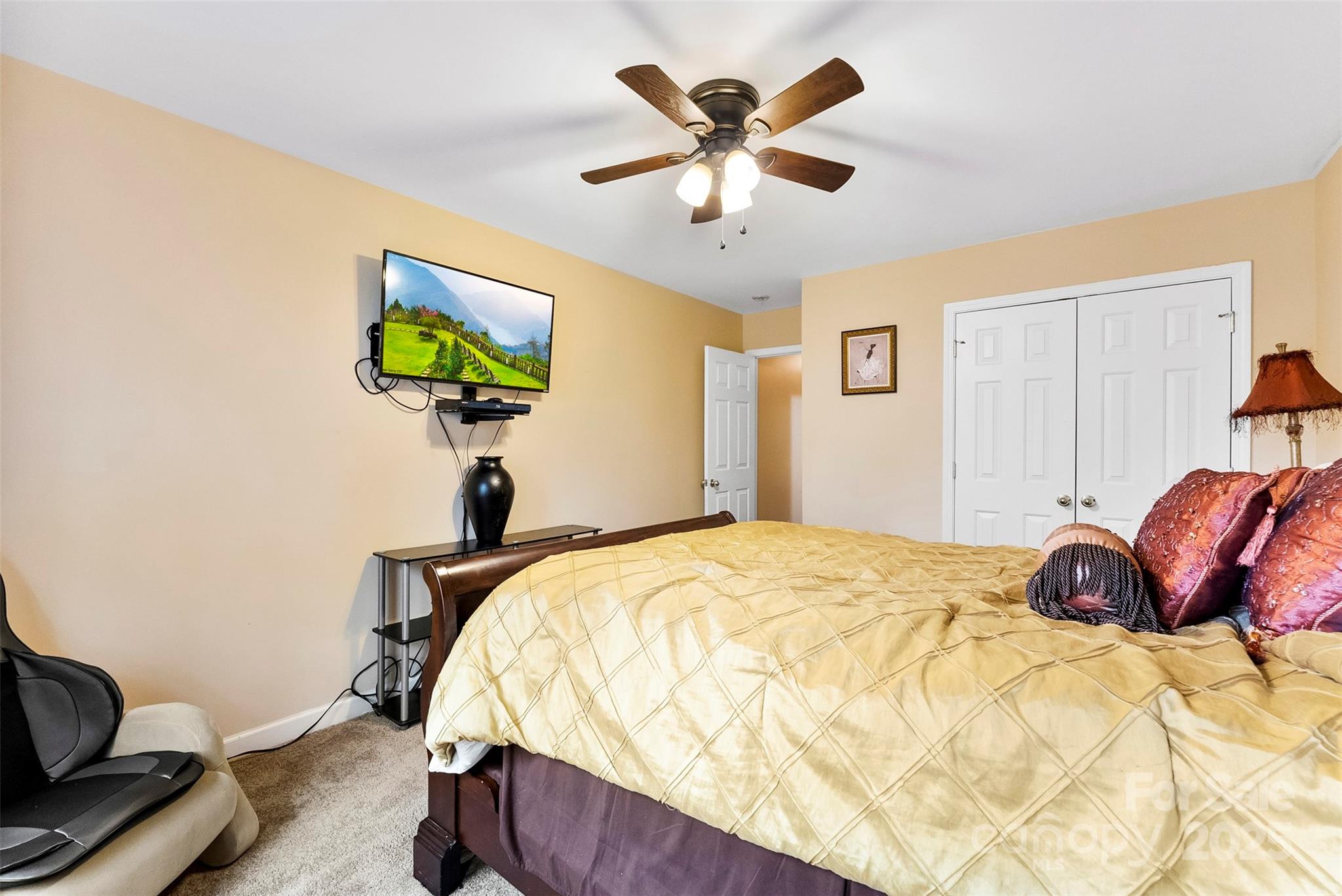 8619 Delamere Lane Property Photo 29