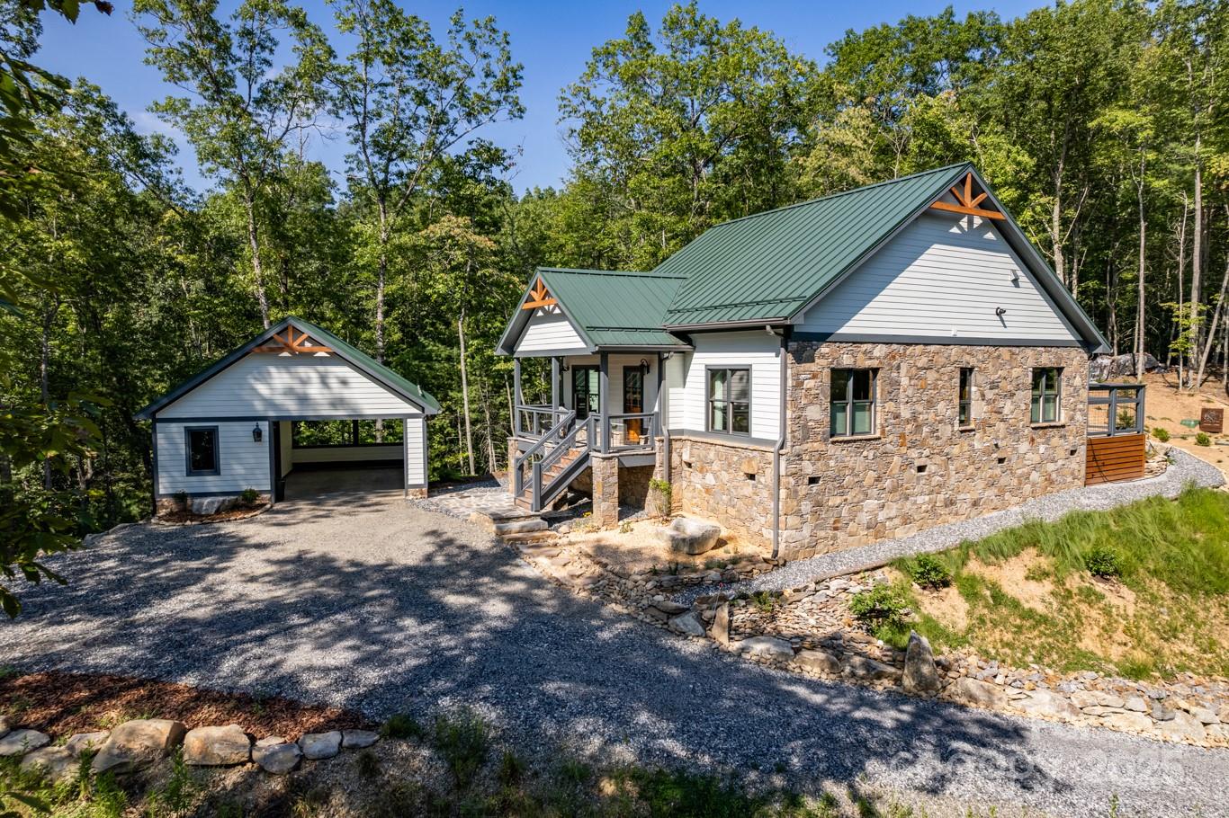 401 Moonbeam Crossing Property Photo