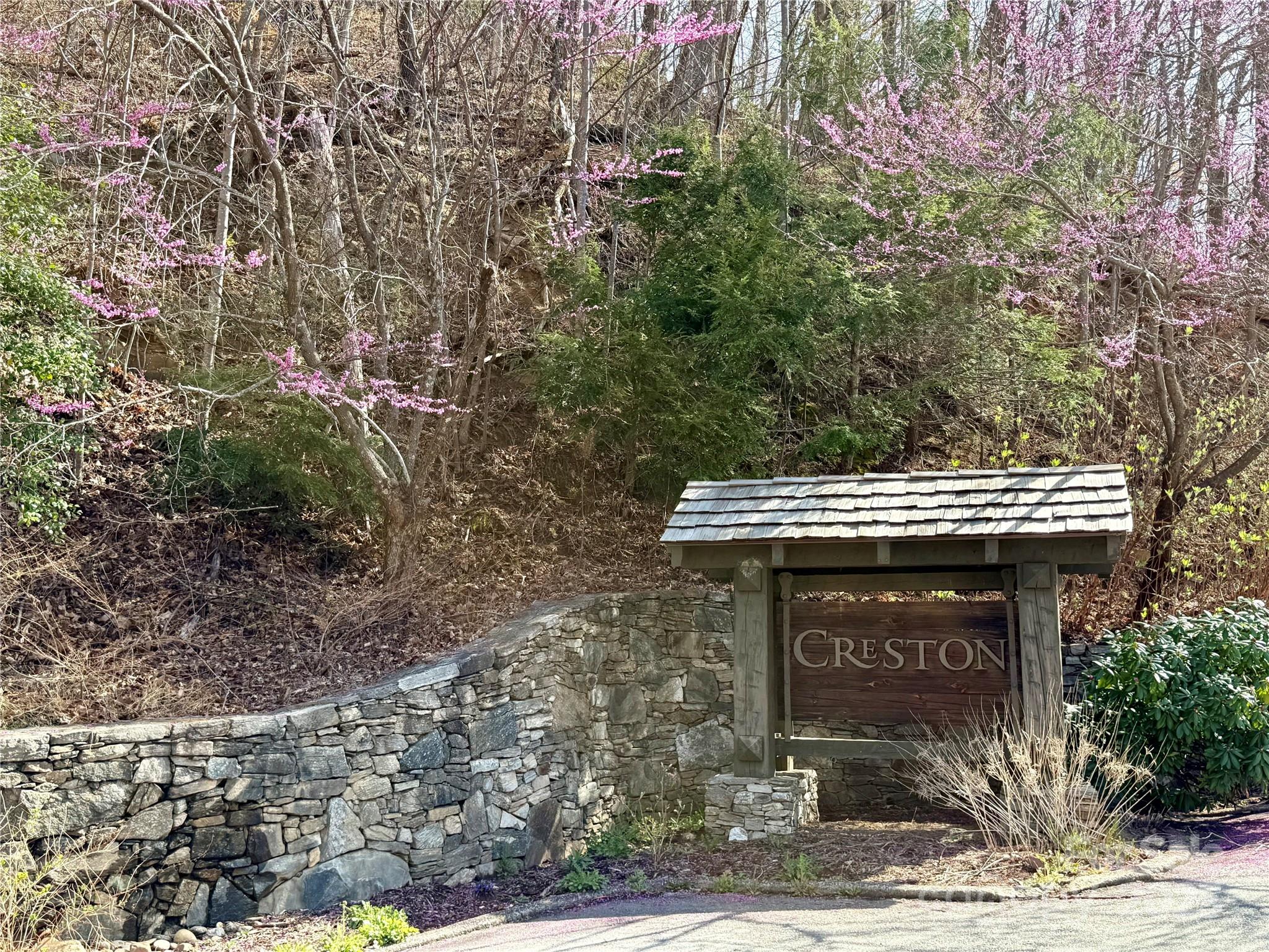 201 Ironwood Lane T-100 Property Photo 6