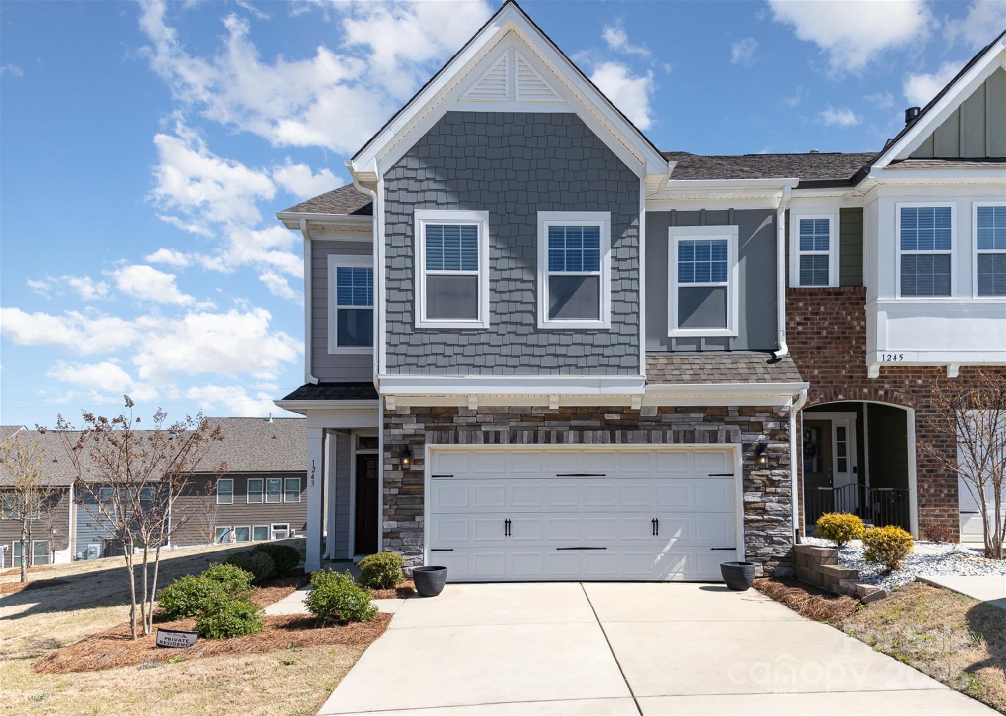 Oak Ridge Real Estate Listings Main Image