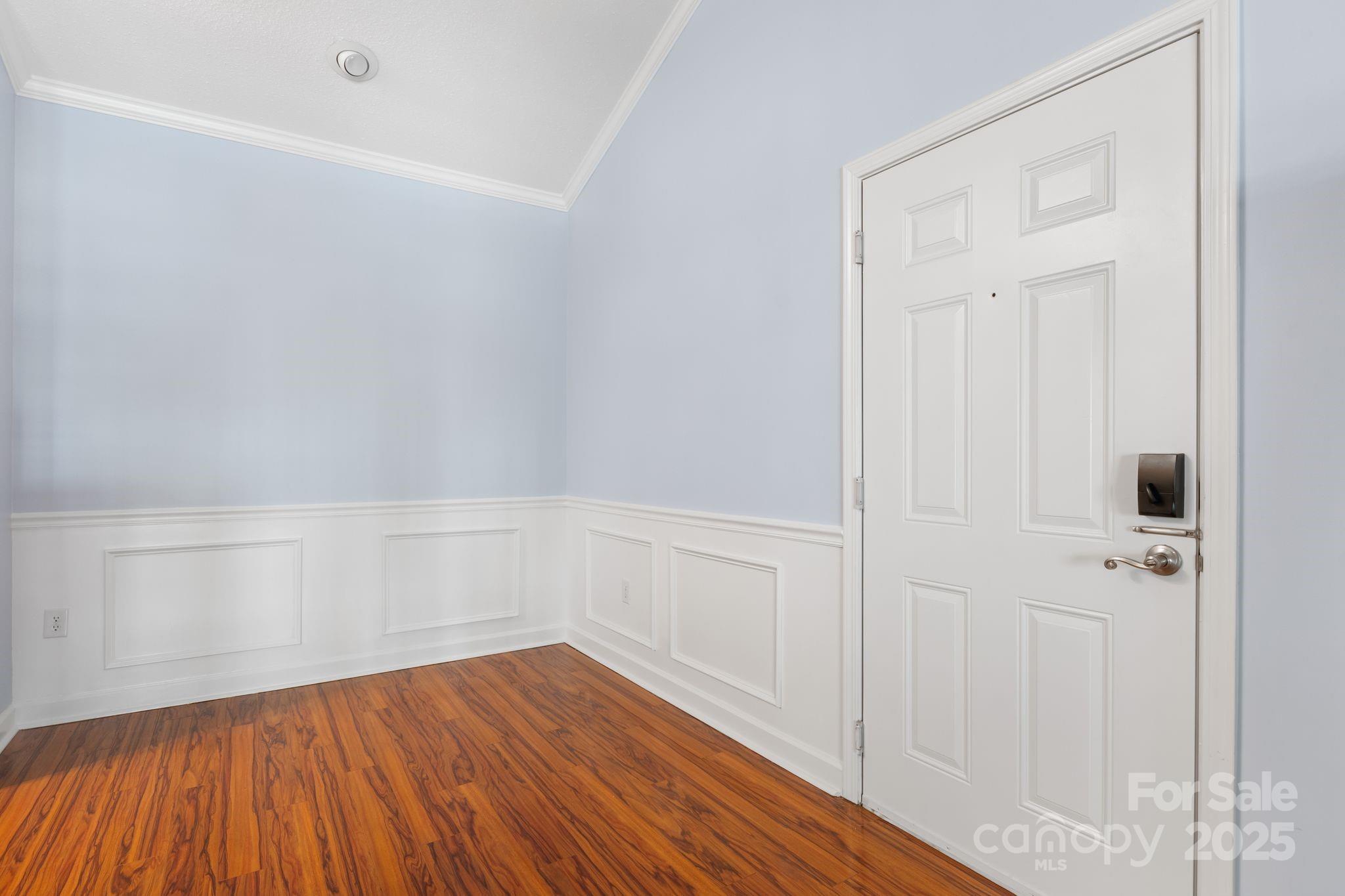 1000 Olde Eastwood Village Boulevard 307 Property Photo 3