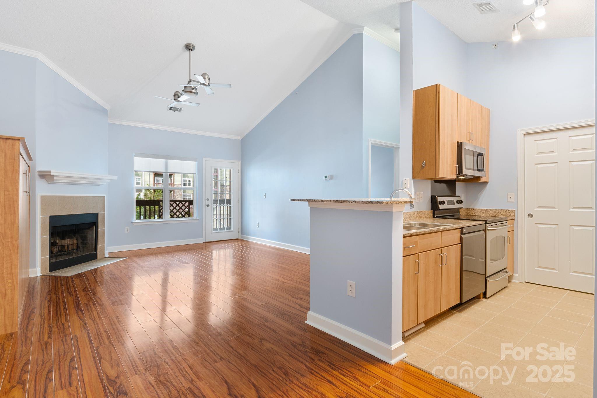 1000 Olde Eastwood Village Boulevard 307 Property Photo 4