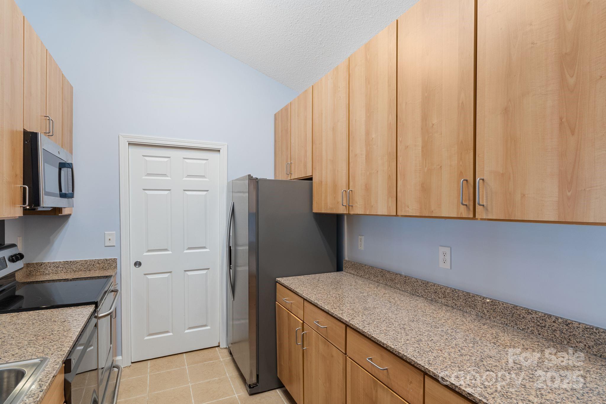 1000 Olde Eastwood Village Boulevard 307 Property Photo 9