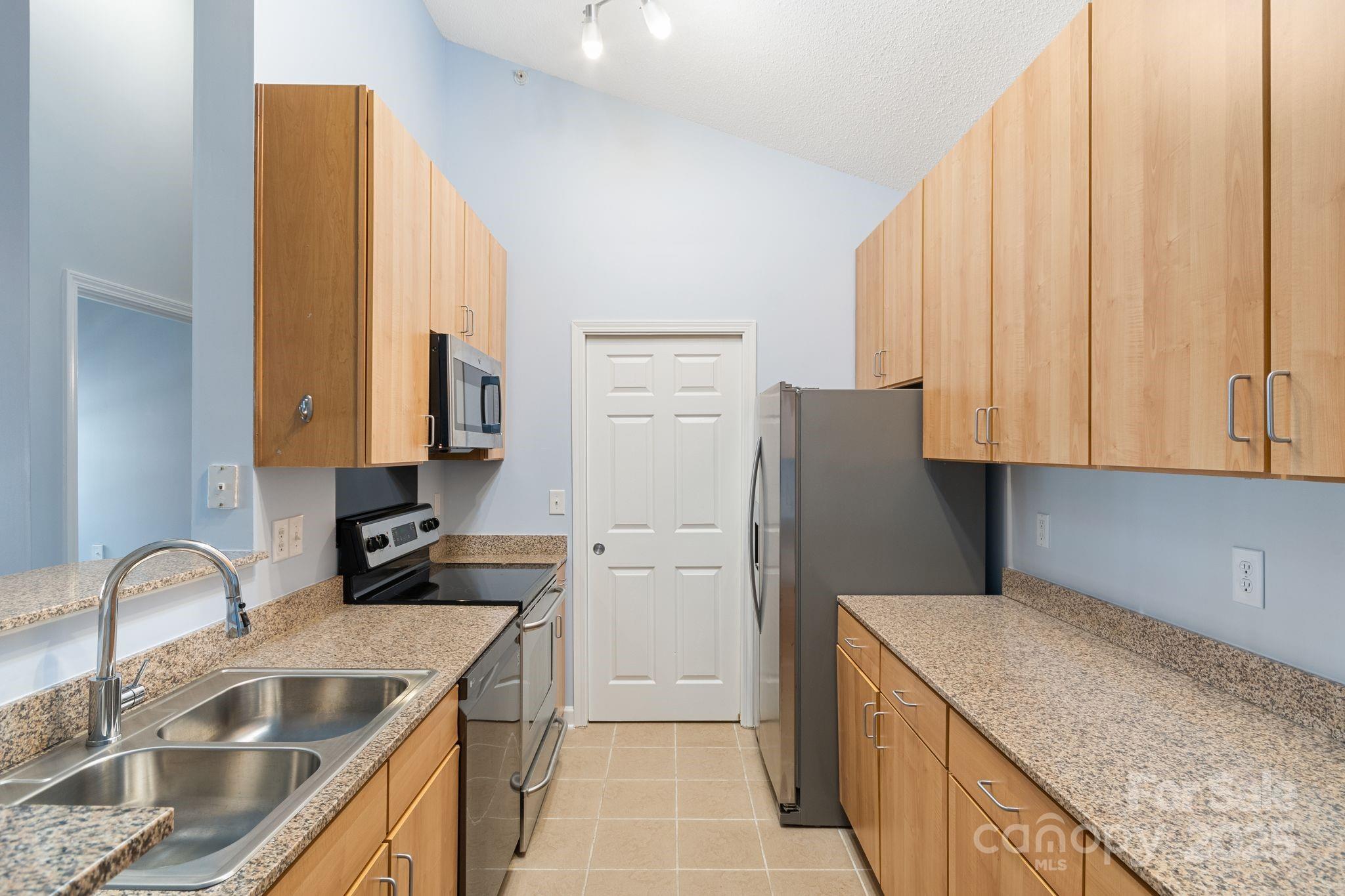 1000 Olde Eastwood Village Boulevard 307 Property Photo 11