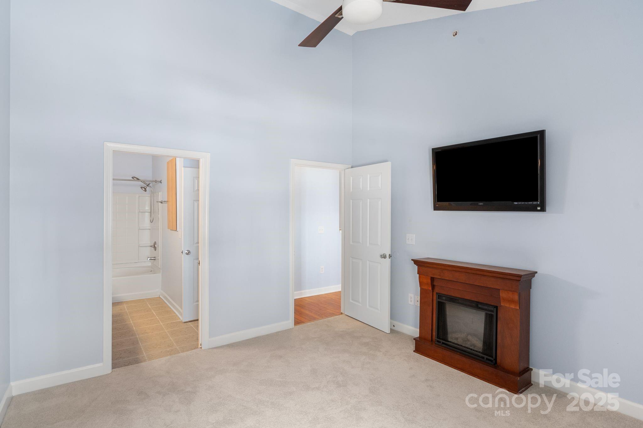 1000 Olde Eastwood Village Boulevard 307 Property Photo 16