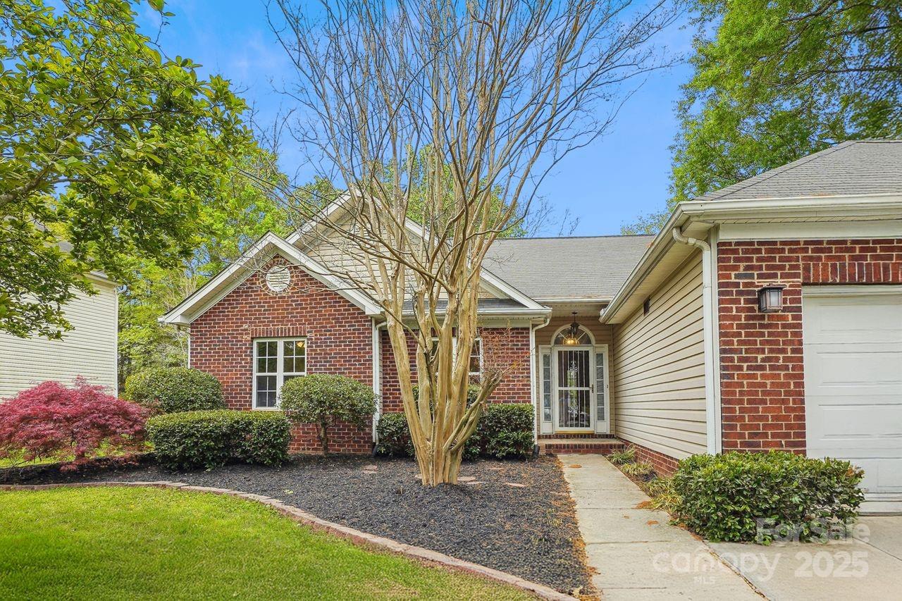4608 Mabry Parkway Property Photo