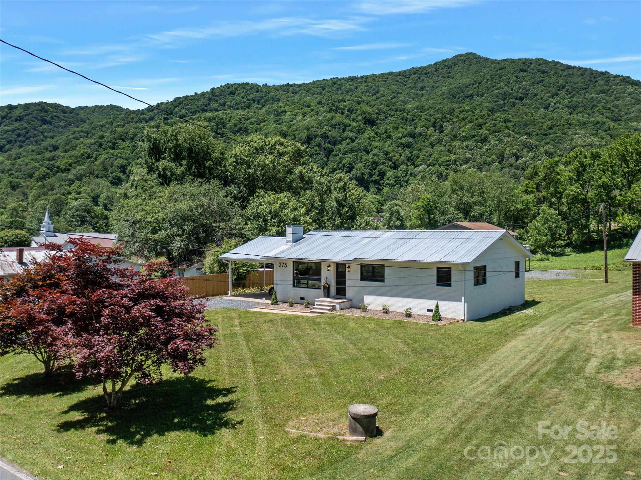 263 & 273 Stagger Weed Road Property Photo