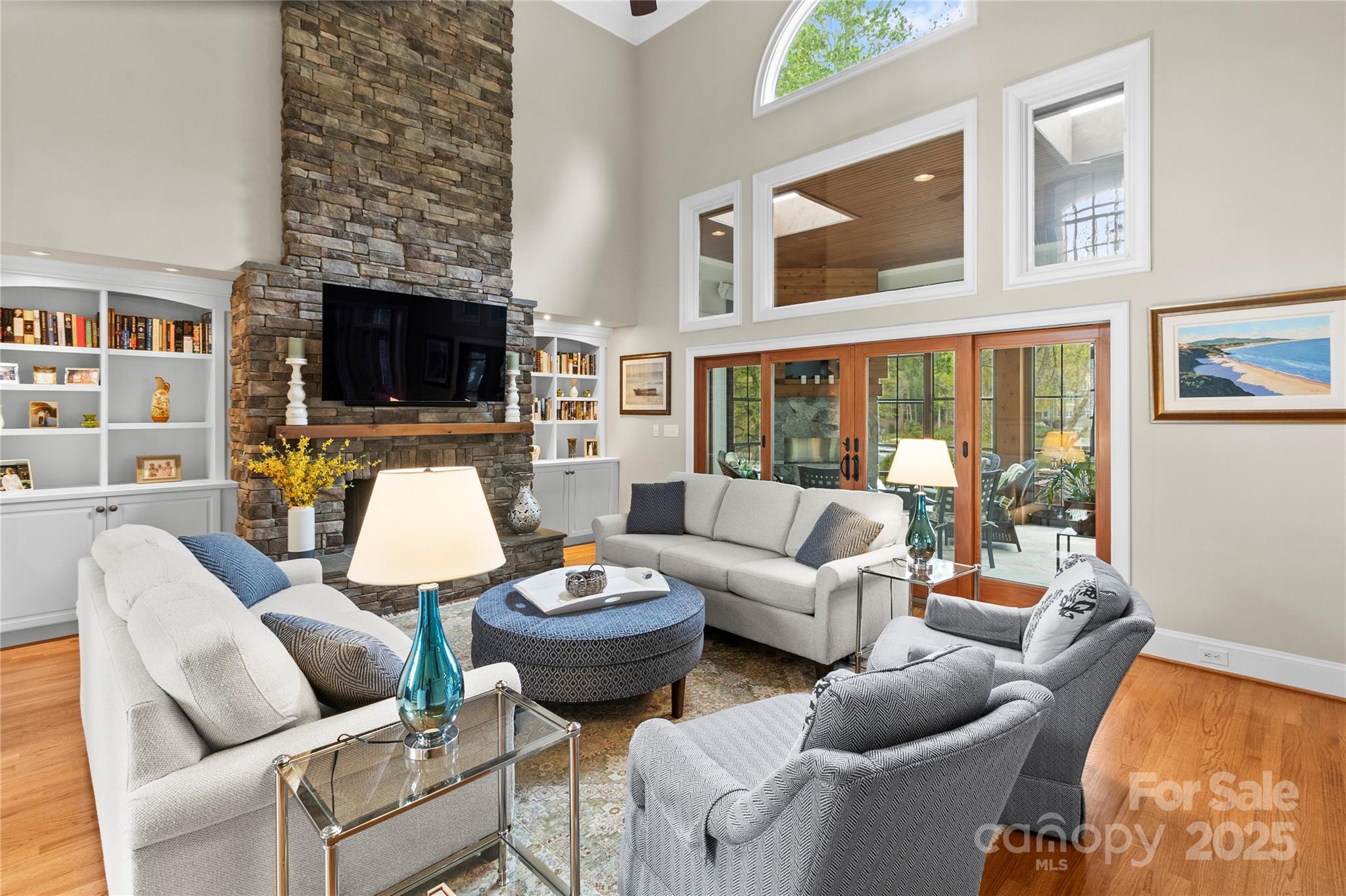 19040 Mary Ardrey Circle Property Photo 9