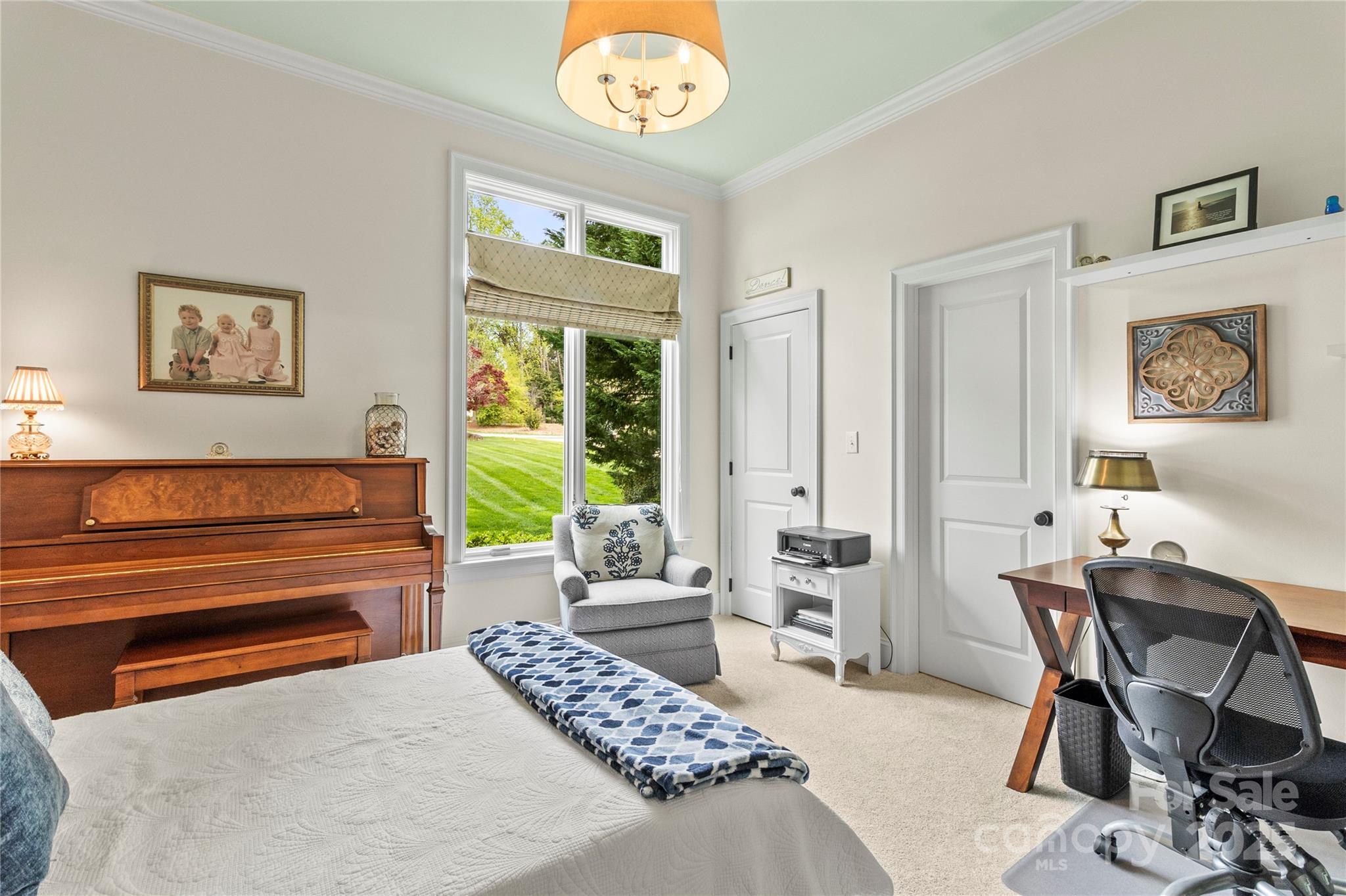 19040 Mary Ardrey Circle Property Photo 28