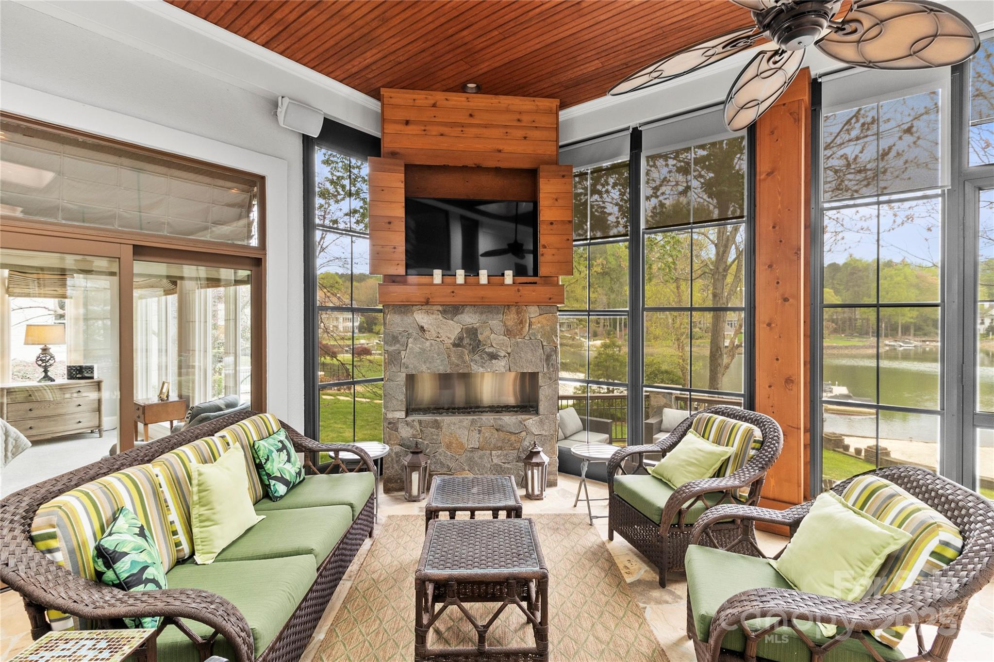 19040 Mary Ardrey Circle Property Photo 38