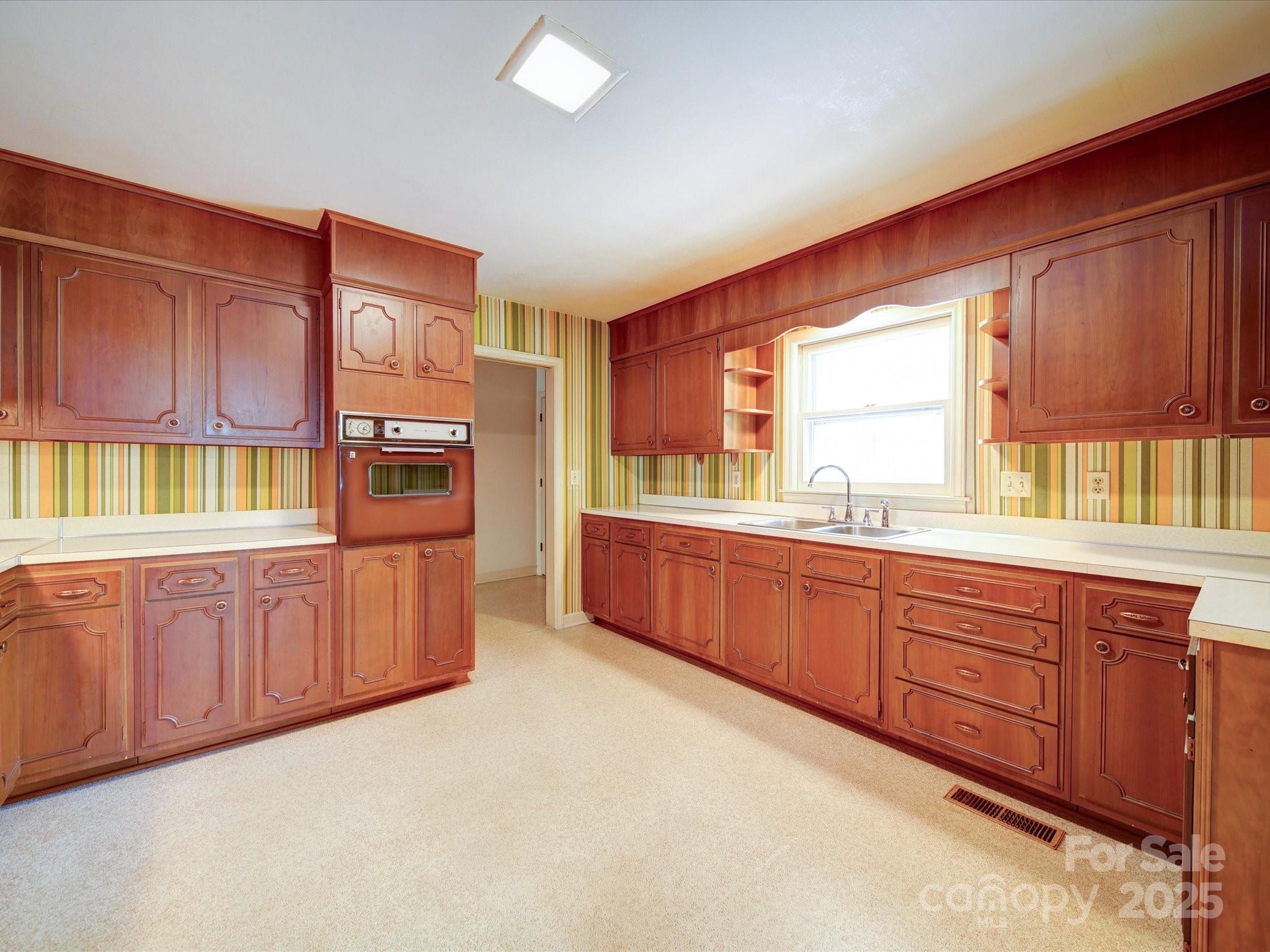 167 Cedar Lane Property Photo 6