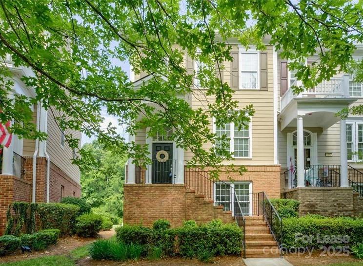 1104 Drayton Court Property Photo
