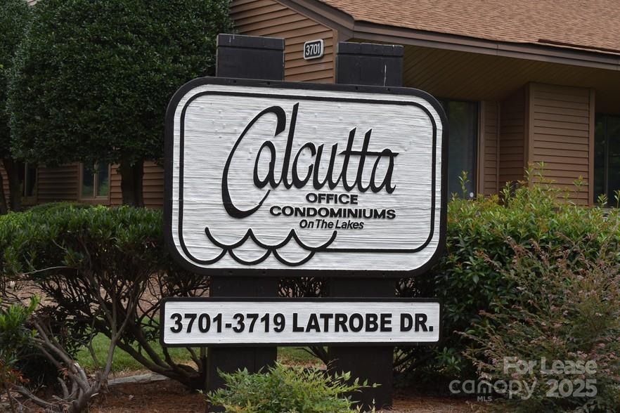 3711 Latrobe Drive Property Photo 2