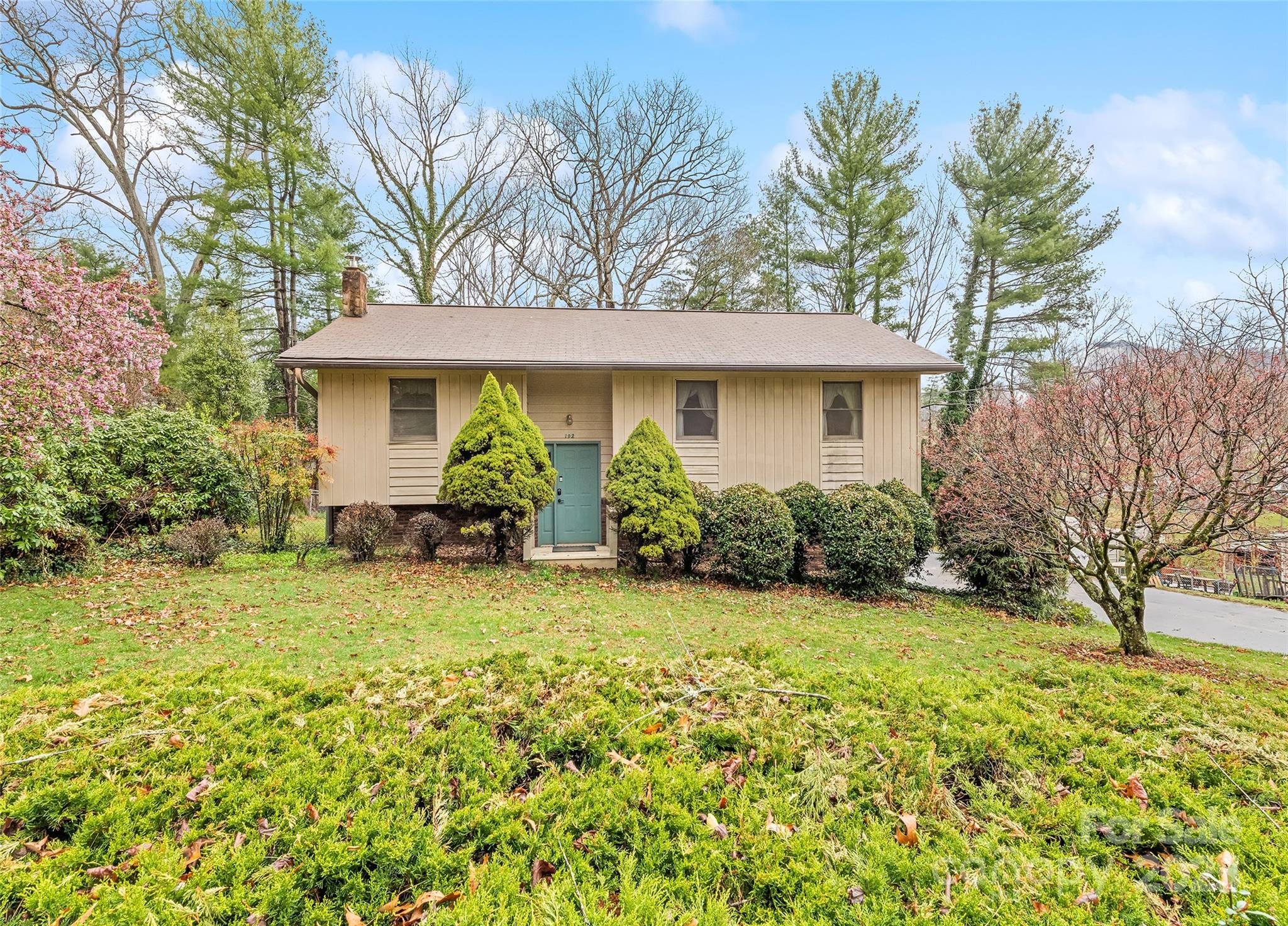 192 Poplar Drive Property Photo