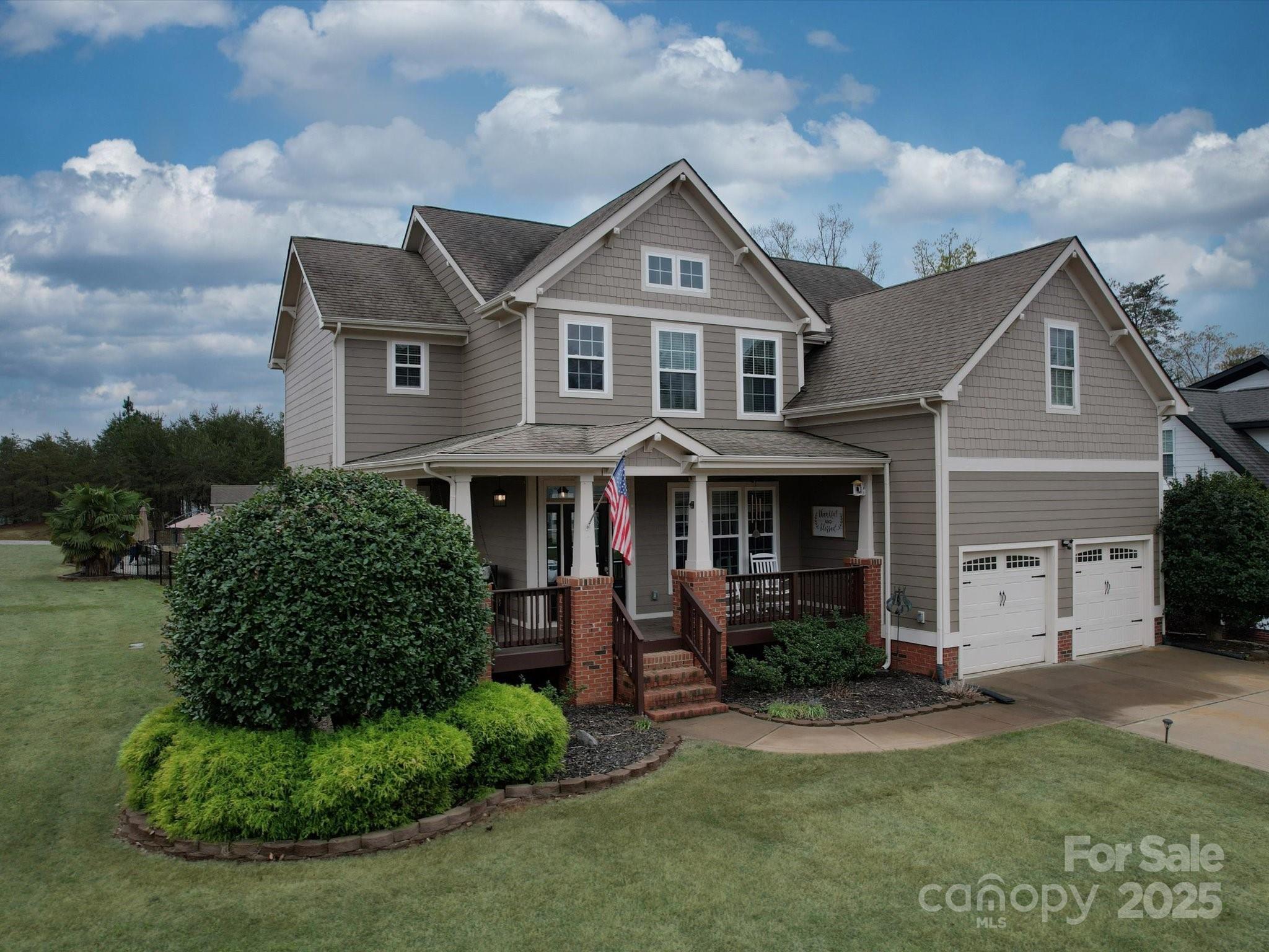 15211 Windward Lane Property Photo