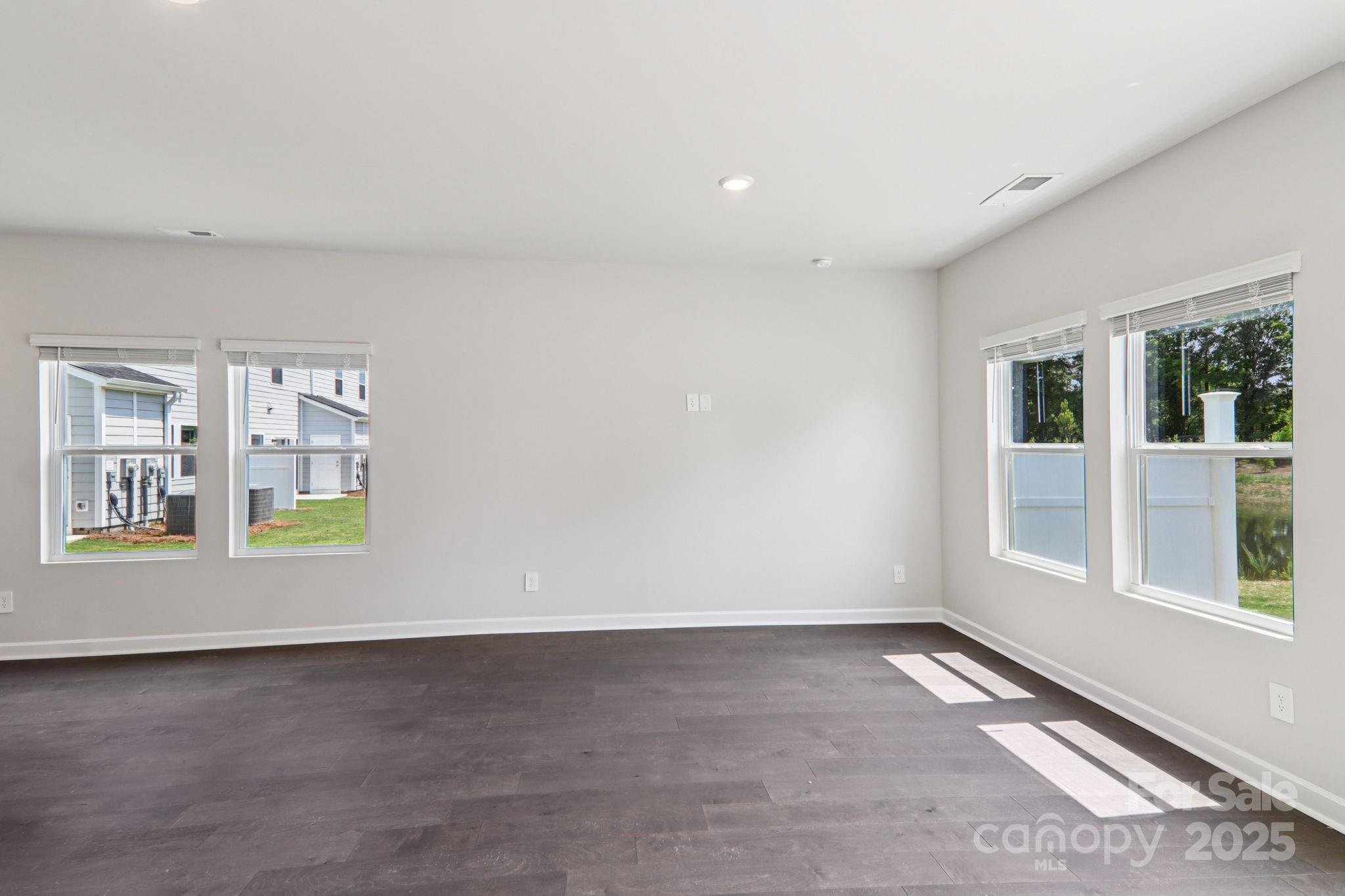 1725 Braemar Village Drive Property Photo 3