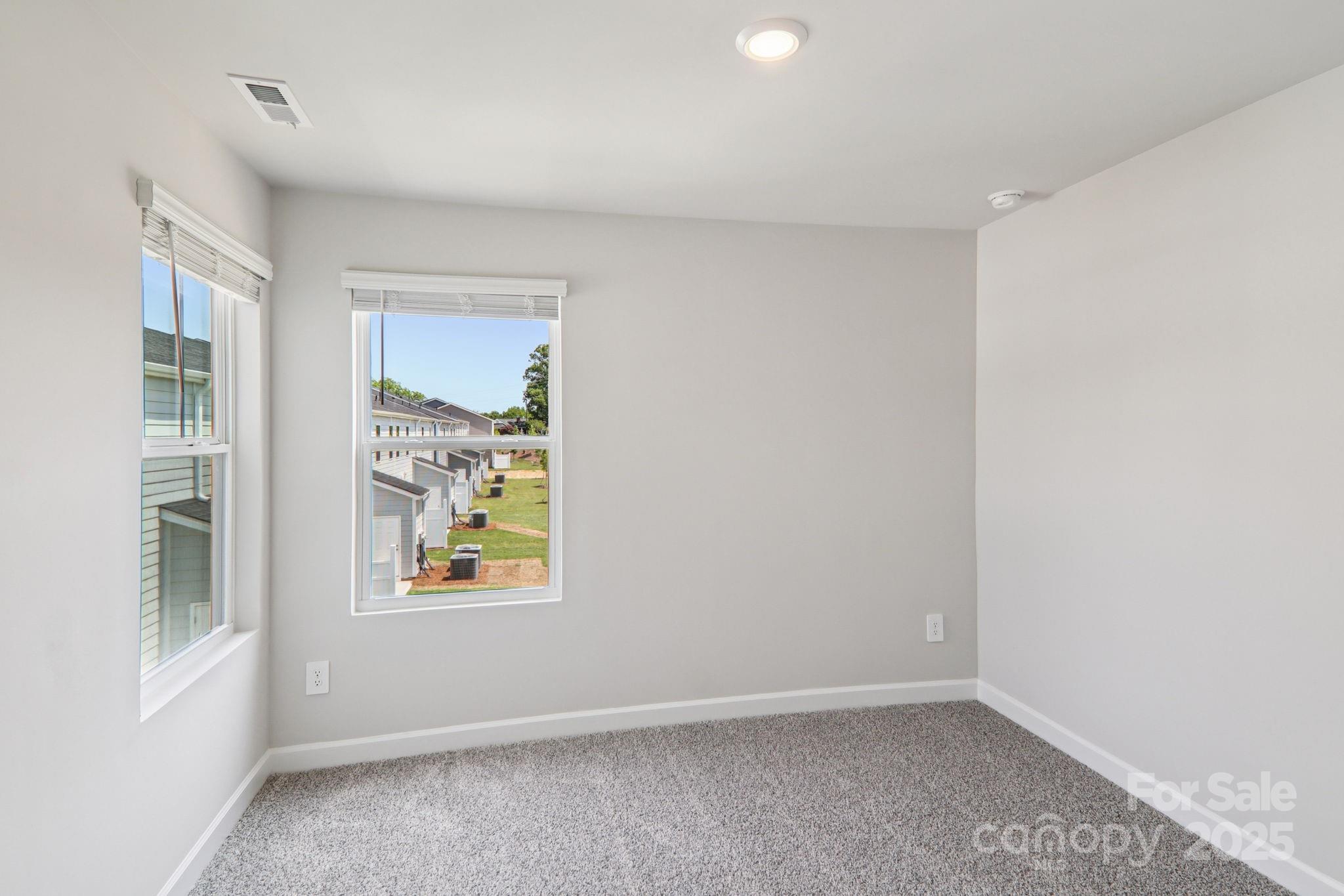 1725 Braemar Village Drive Property Photo 13