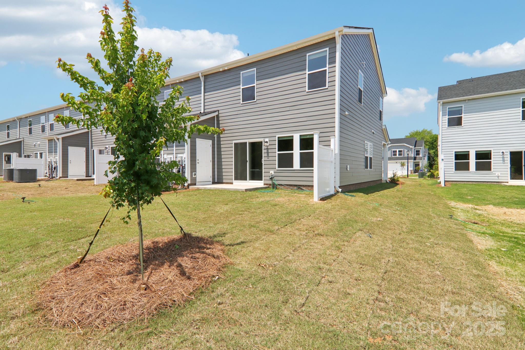 1725 Braemar Village Drive Property Photo 15