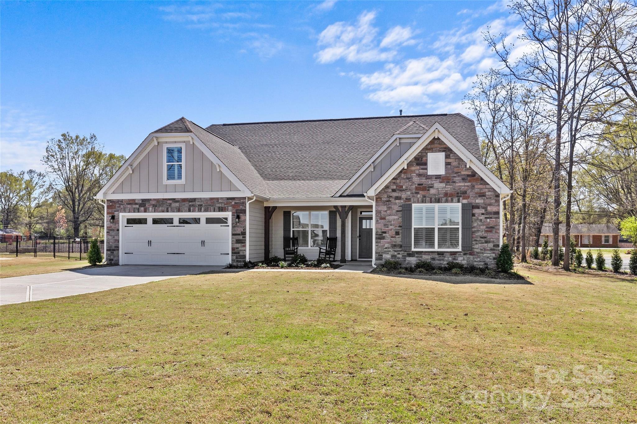 2017 Autumn Drive Property Photo