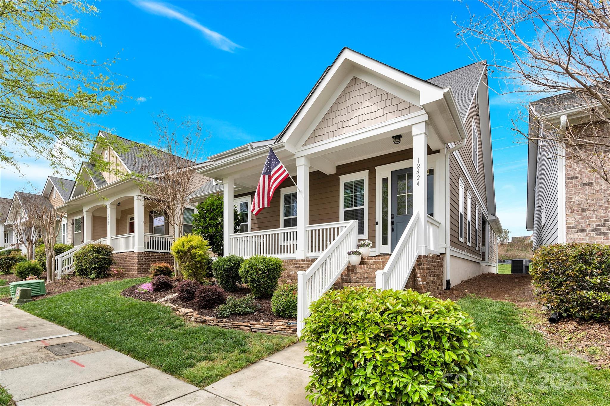 12424 Bradford Park Drive Property Photo 1