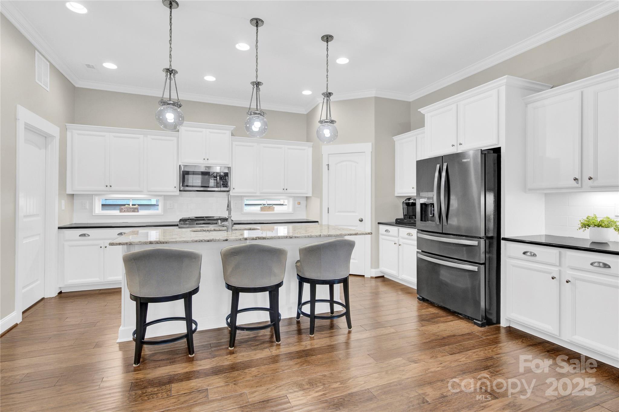 12424 Bradford Park Drive Property Photo 8