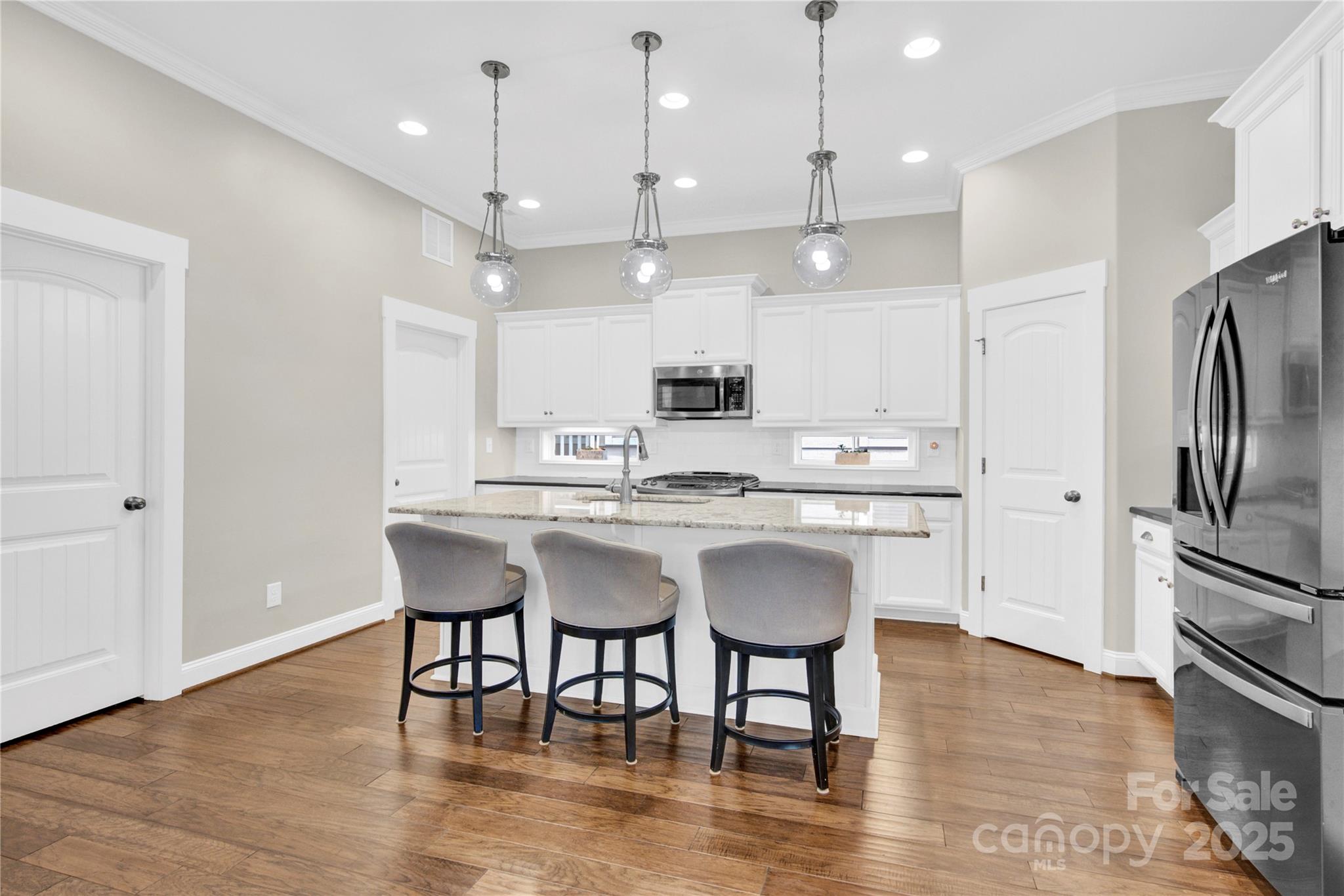 12424 Bradford Park Drive Property Photo 9