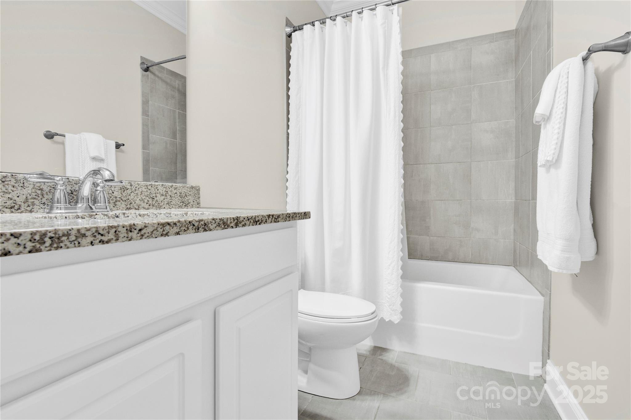 12424 Bradford Park Drive Property Photo 22