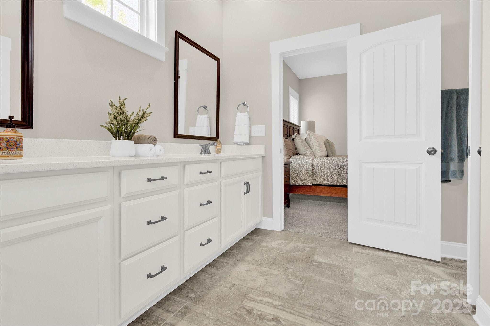 12424 Bradford Park Drive Property Photo 29