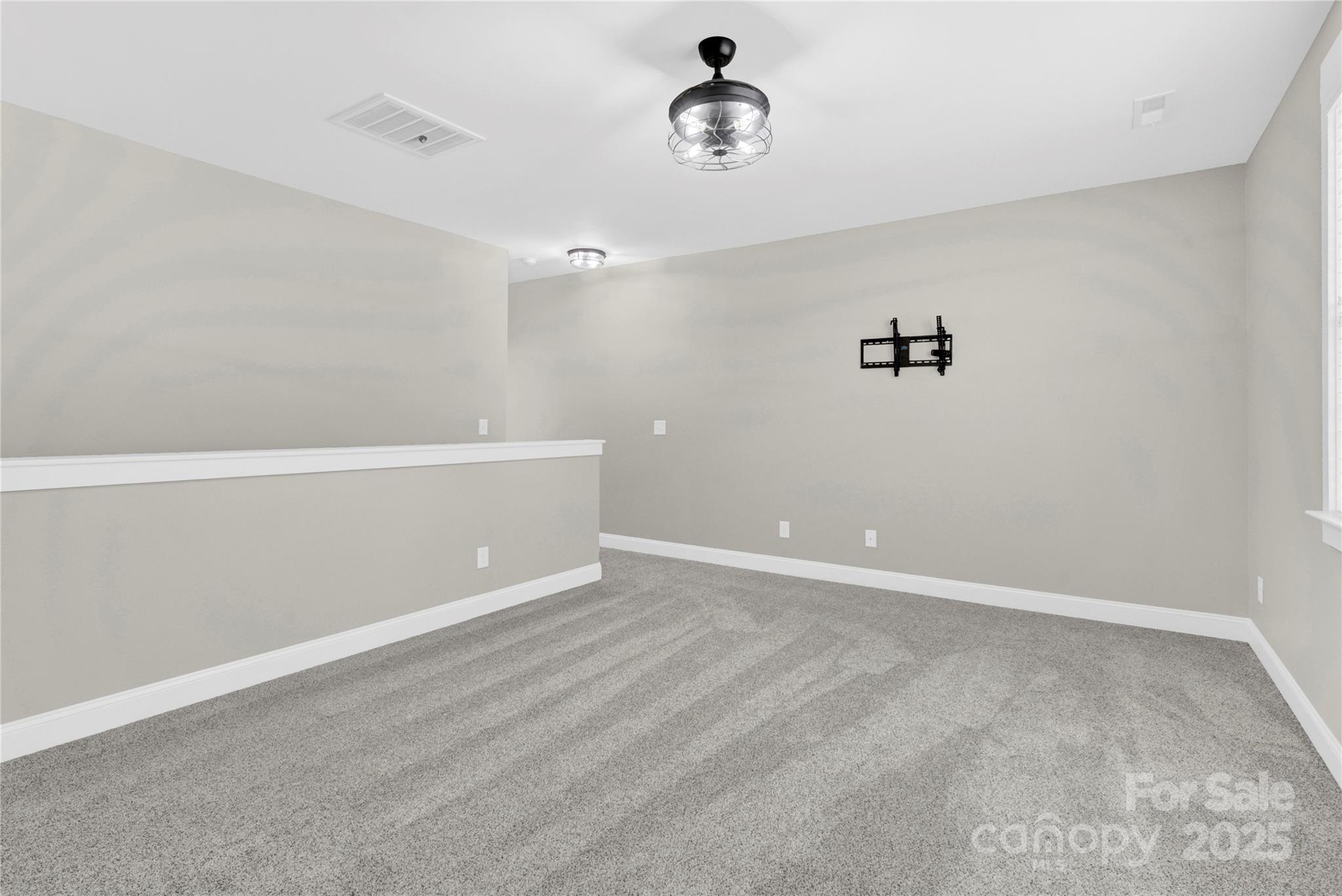 12424 Bradford Park Drive Property Photo 33