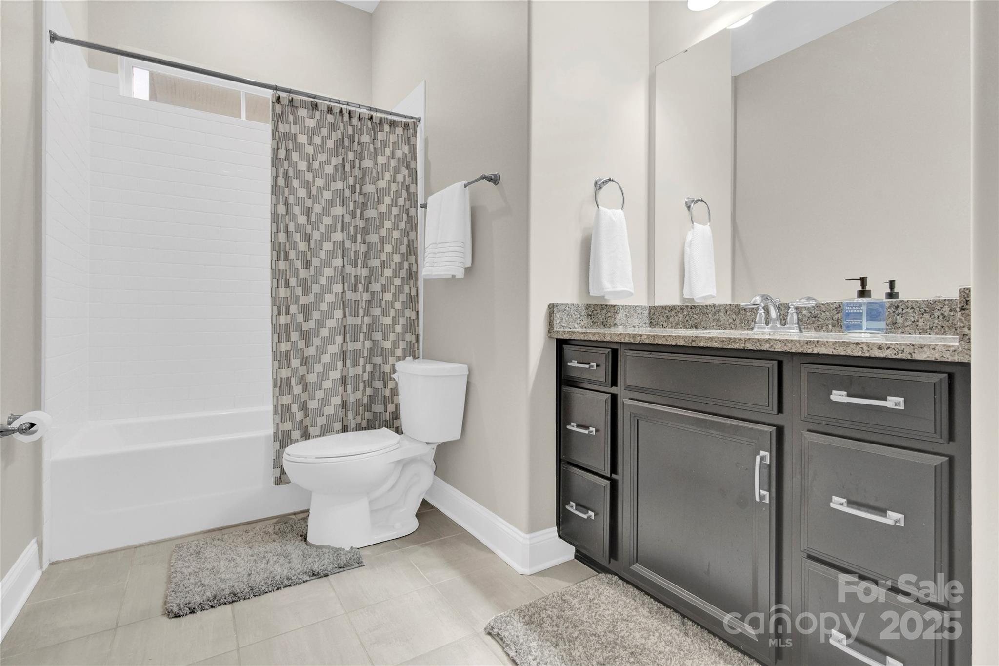 12424 Bradford Park Drive Property Photo 38