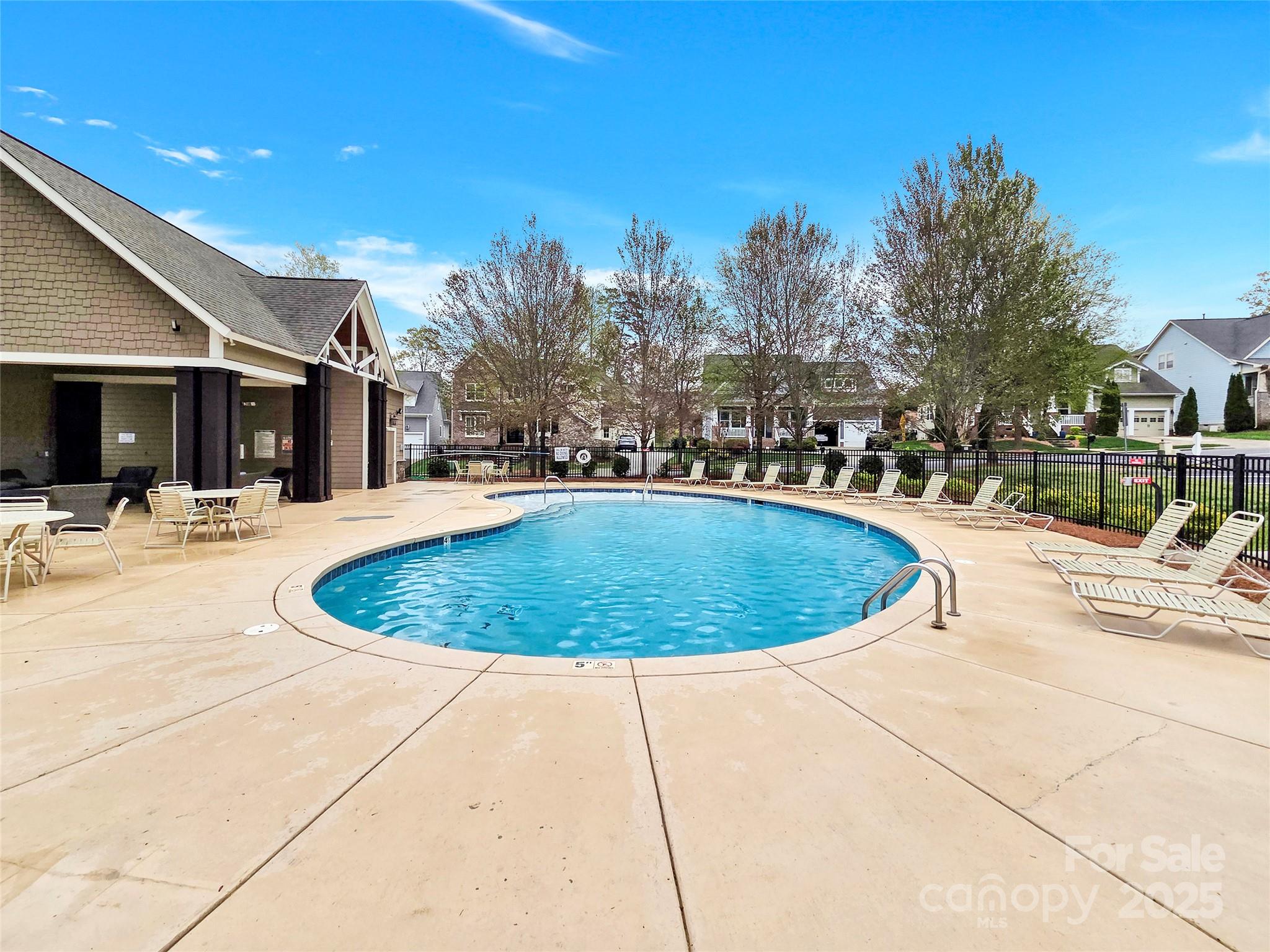 12424 Bradford Park Drive Property Photo 45