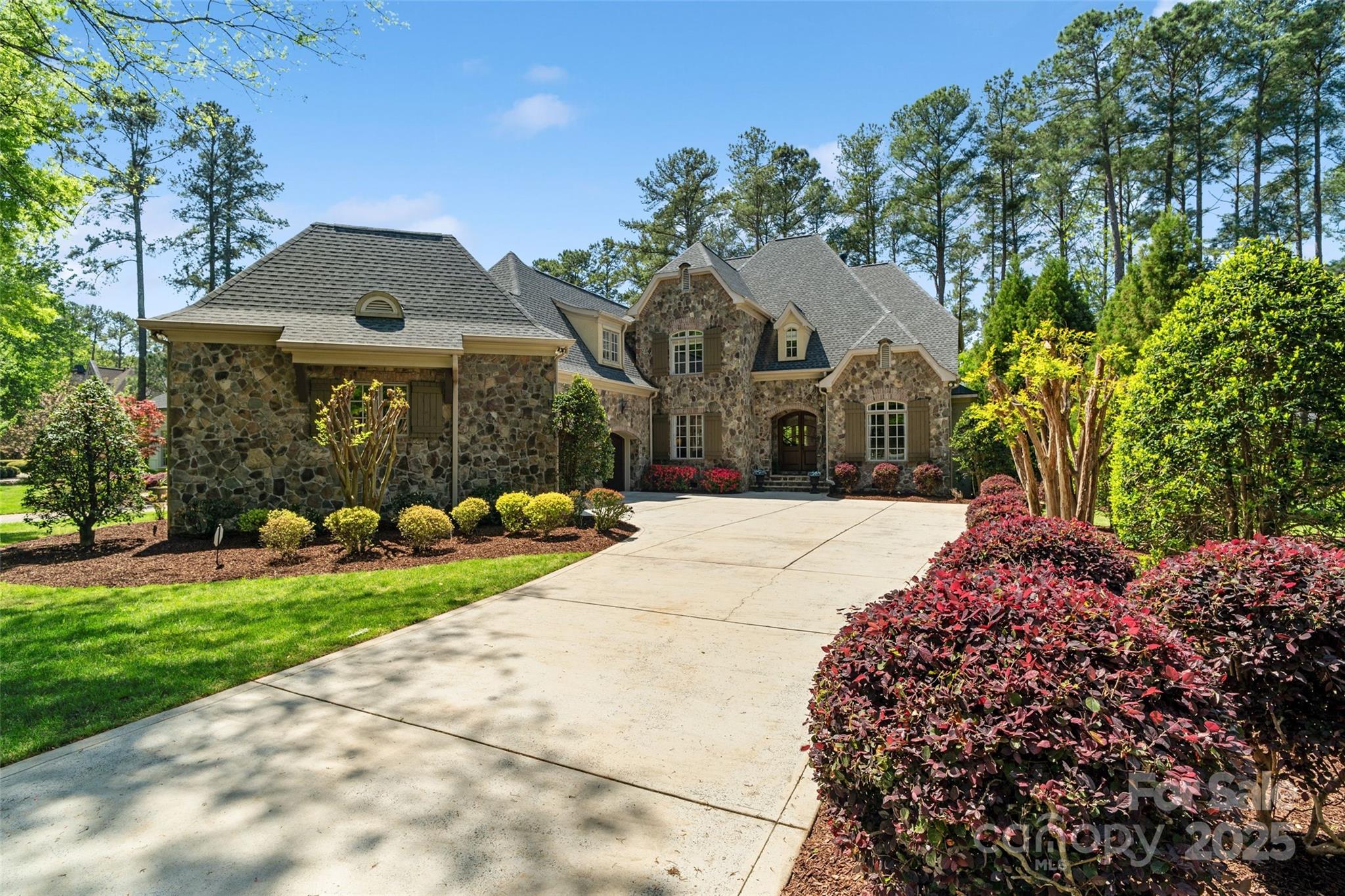 9011 Pine Laurel Drive Property Photo