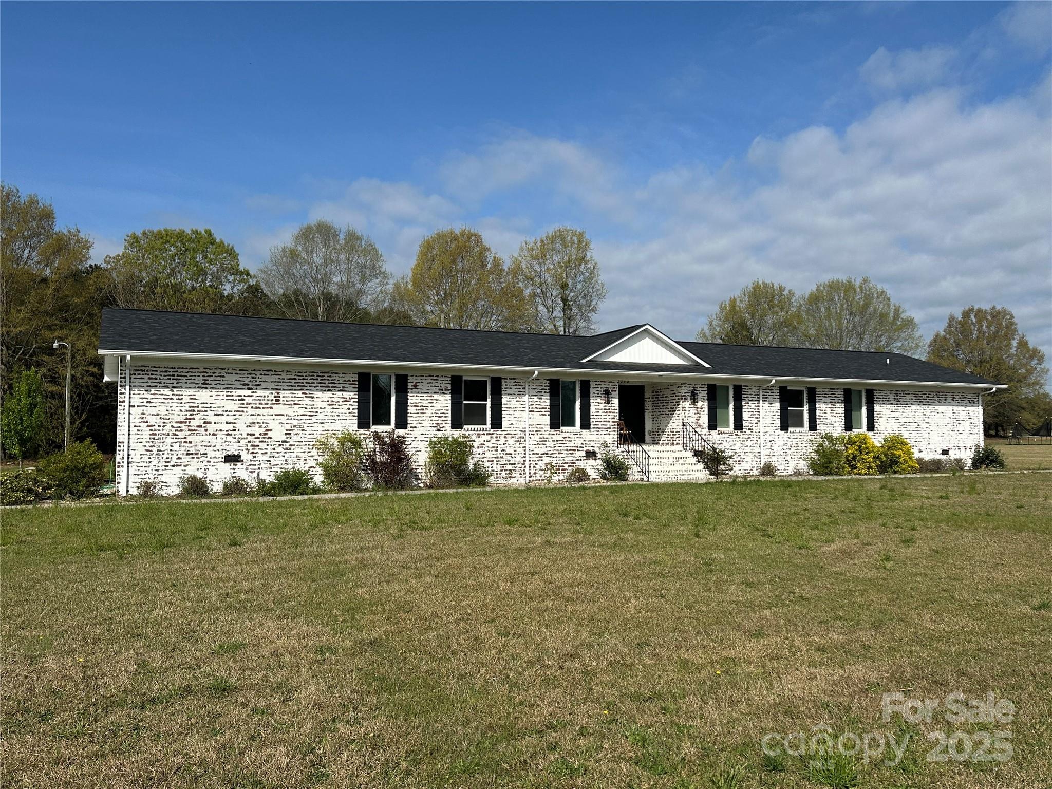 6096 Hwy 151 Highway Property Photo