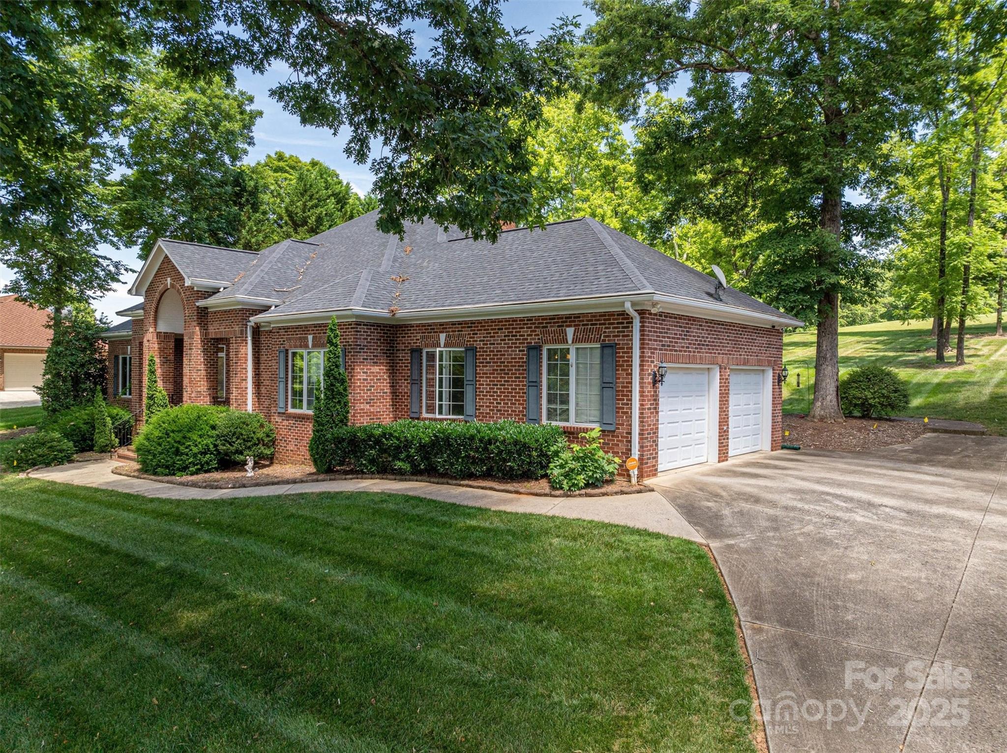 3964 Deer Run Drive Property Photo