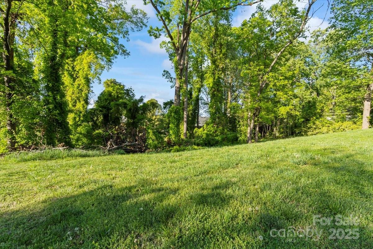 1618 Heatherloch Drive Property Photo 13
