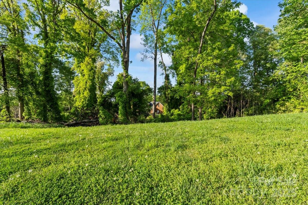 1618 Heatherloch Drive Property Photo 14